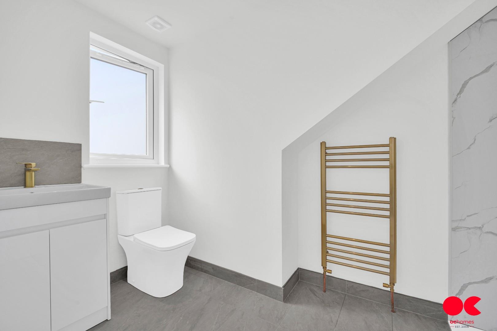 4 bed detached house to rent in Central Drive, Hornchurch  - Property Image 5