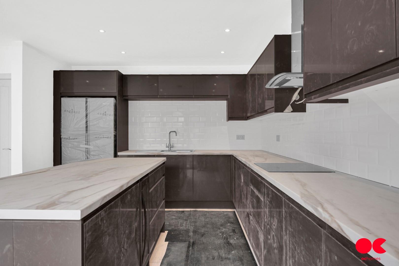 4 bed detached house to rent in Central Drive, Hornchurch  - Property Image 12