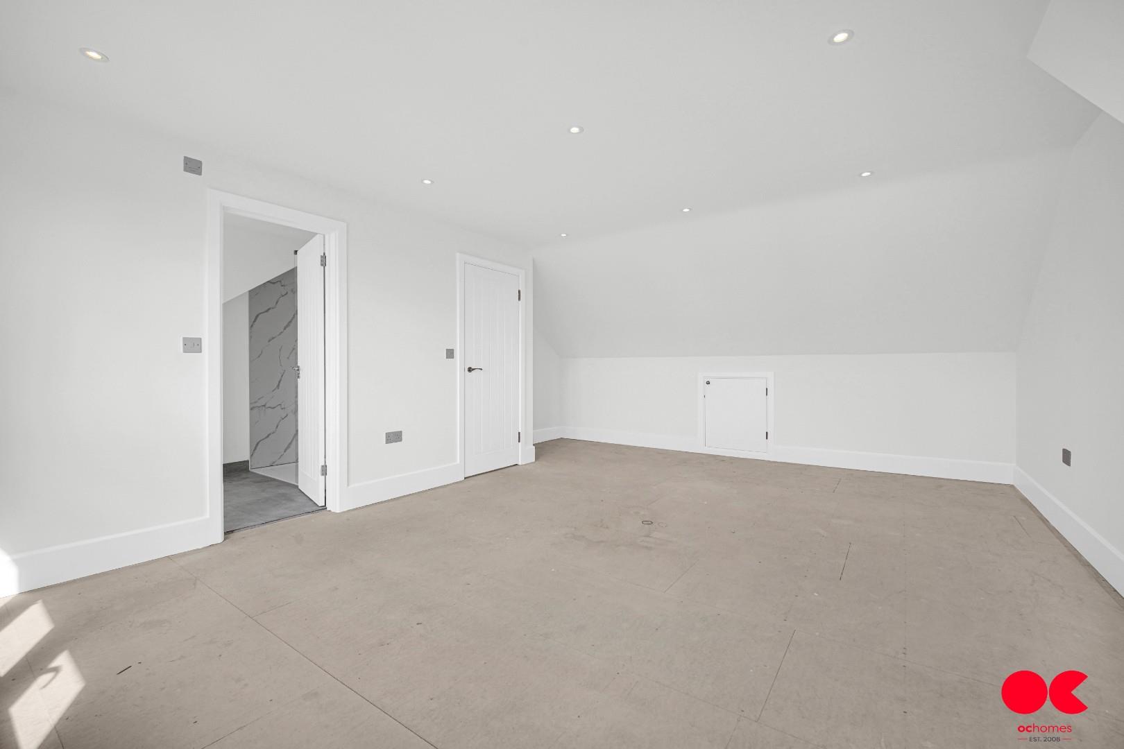 4 bed detached house to rent in Central Drive, Hornchurch  - Property Image 21