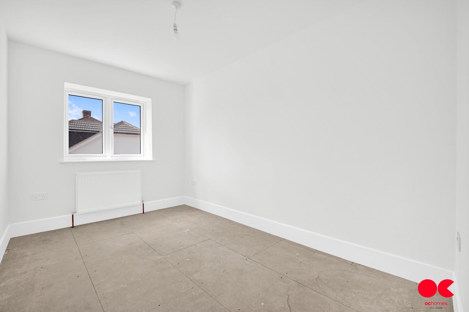 4 bed detached house to rent in Central Drive, Hornchurch  - Property Image 16