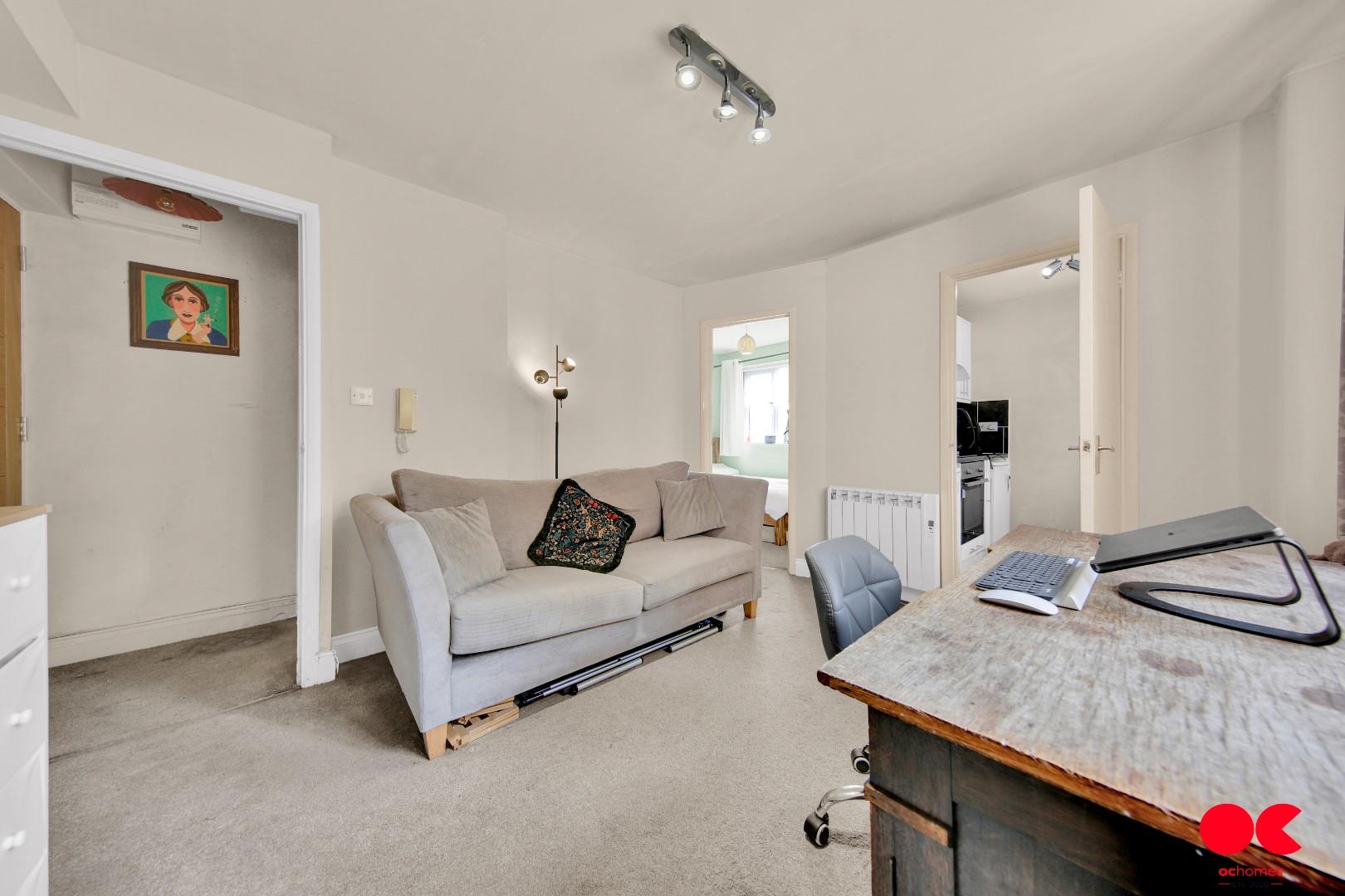 1 bed flat for sale in Thant Close, Leyton  - Property Image 8