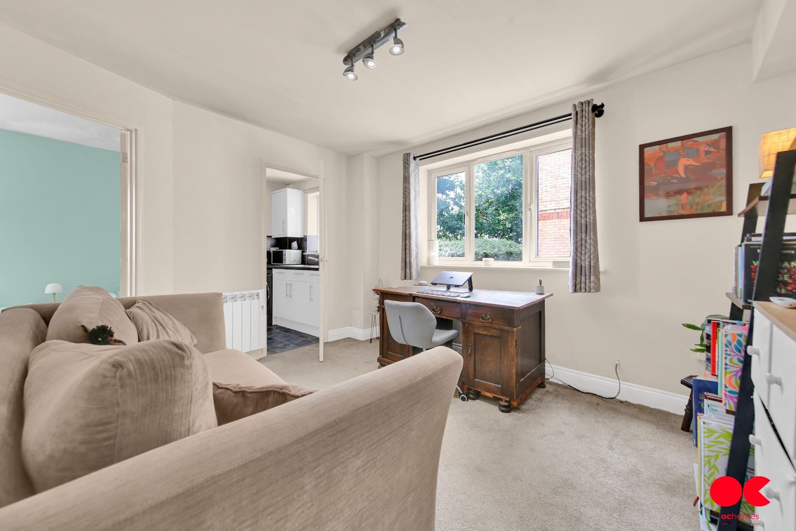 1 bed flat for sale in Thant Close, Leyton  - Property Image 2