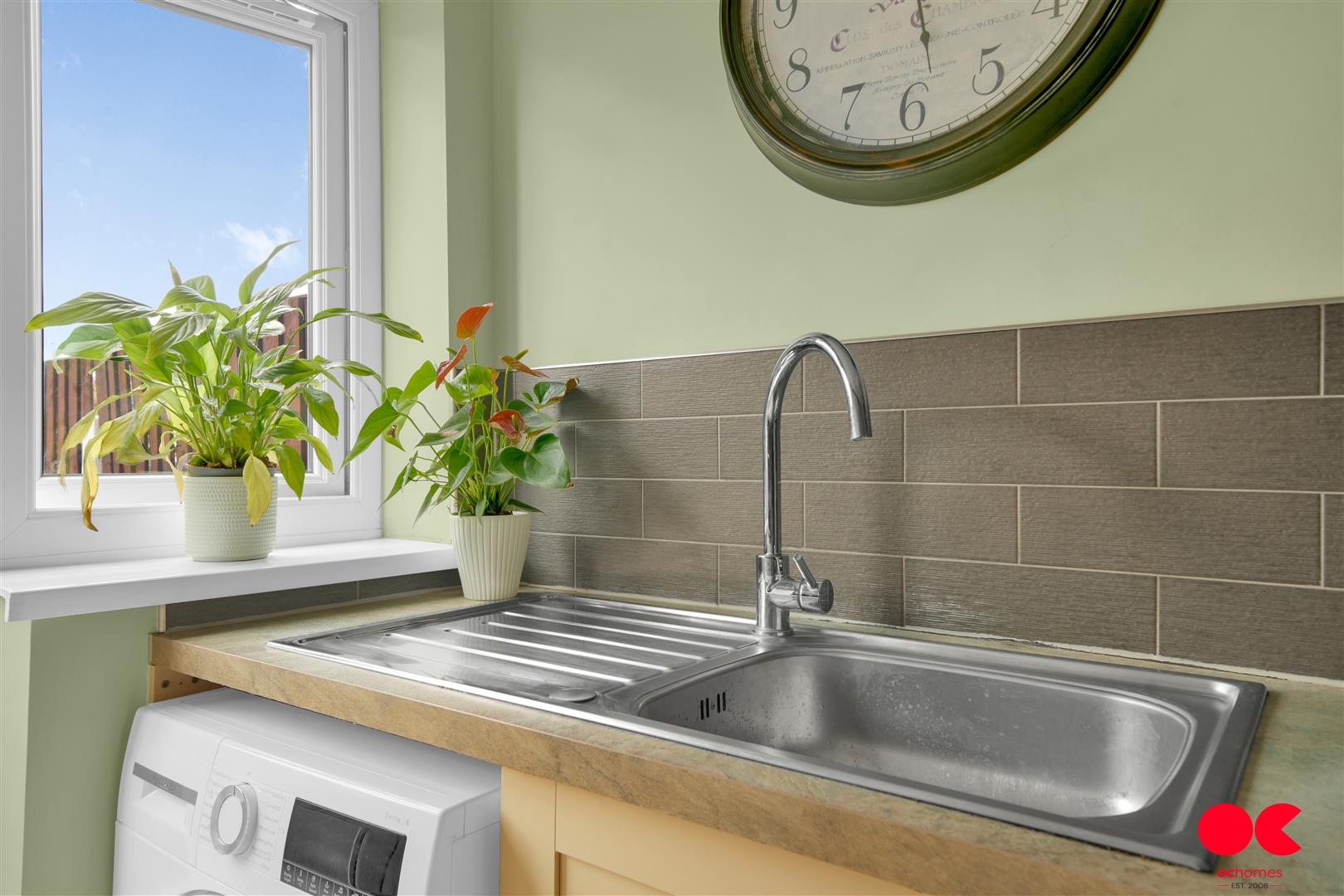 3 bed terraced house for sale in South Hall Drive, Rainham  - Property Image 23