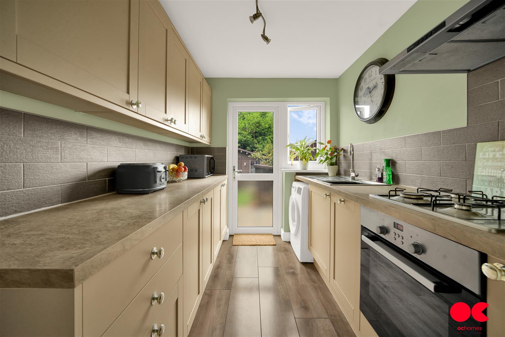 3 bed terraced house for sale in South Hall Drive, Rainham  - Property Image 21