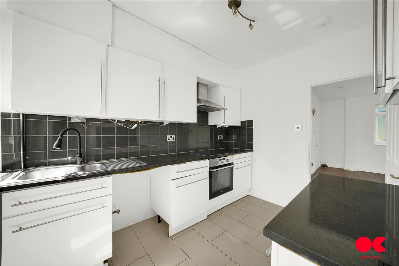 3 bed terraced house for sale in Chandos Road, Stratford  - Property Image 9