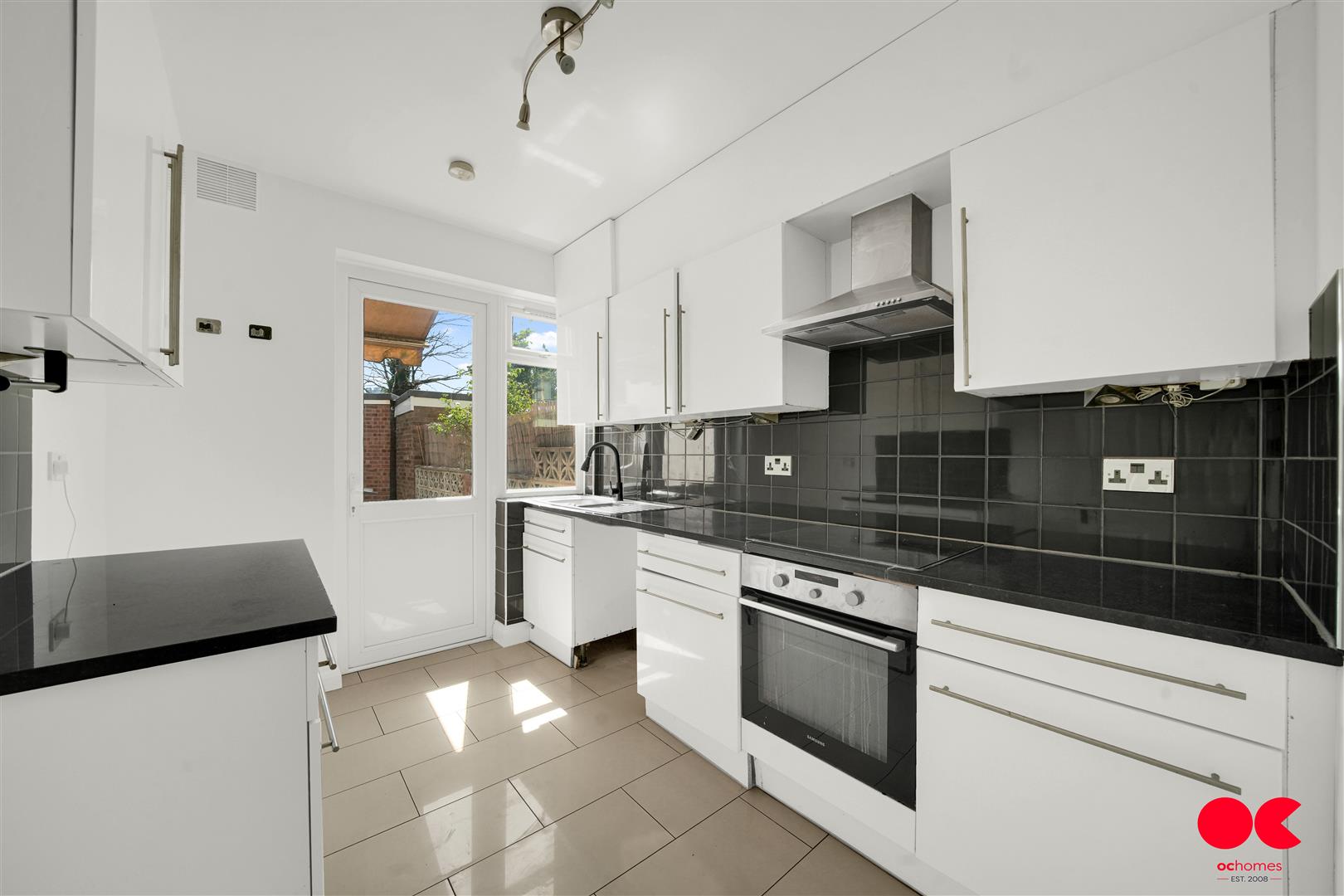 3 bed terraced house for sale in Chandos Road, Stratford - Property Image 1