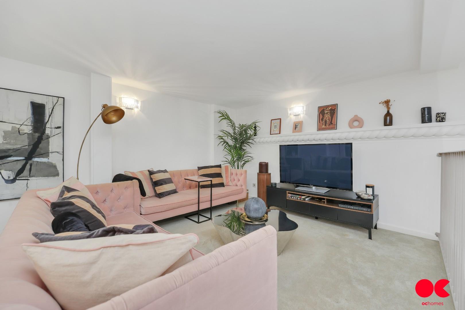 2 bed flat for sale in Victory Road, London