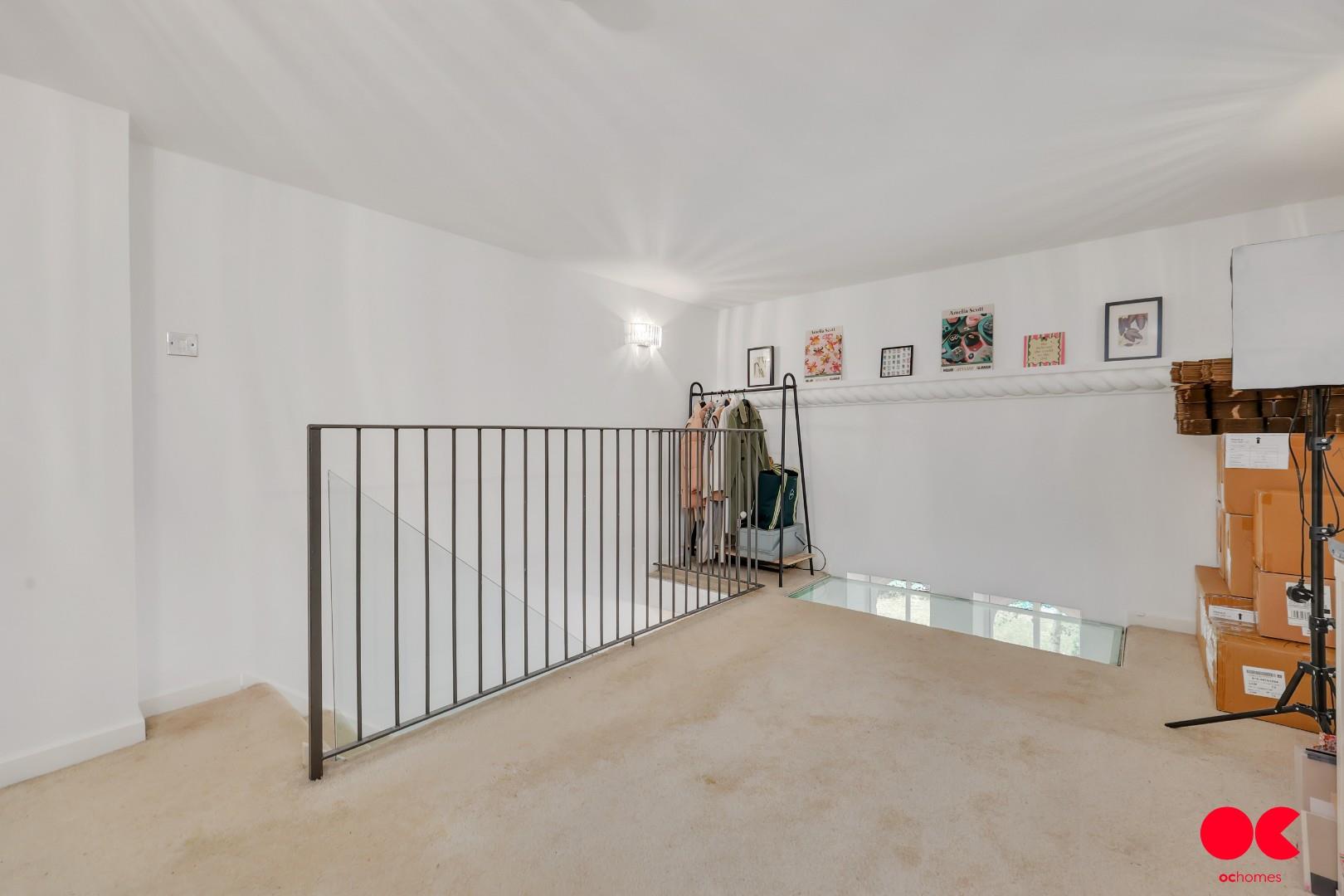 2 bed flat for sale in Victory Road, London  - Property Image 32