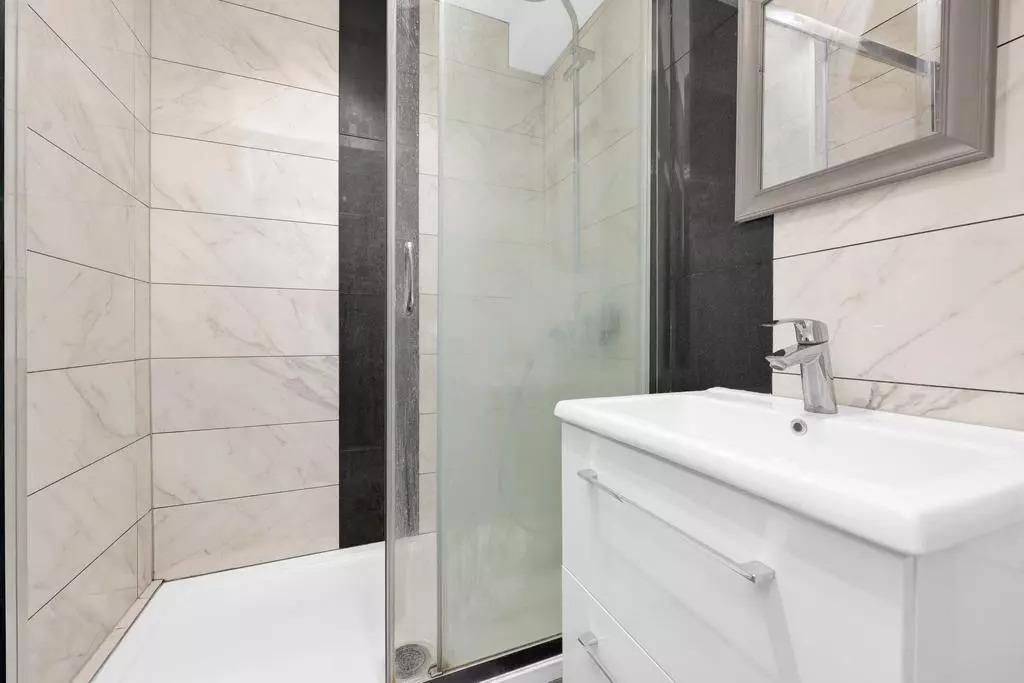 2 bed flat for sale in Jodrell Road, Bow  - Property Image 4
