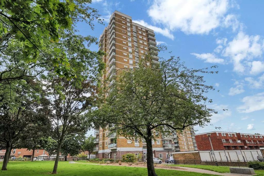 2 bed flat for sale in Jodrell Road, Bow  - Property Image 2
