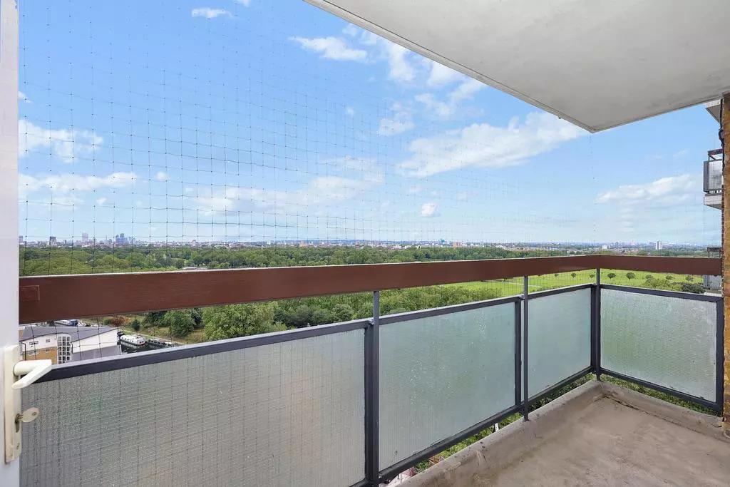 2 bed flat for sale in Jodrell Road, Bow  - Property Image 9
