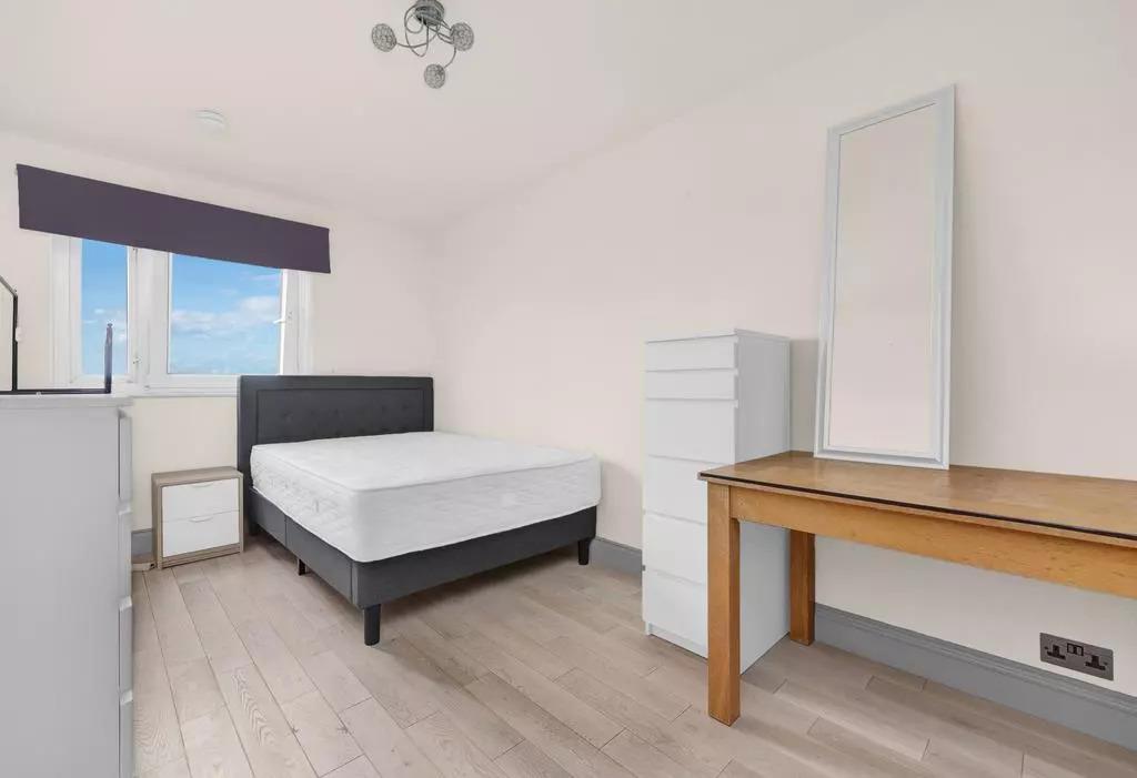2 bed flat for sale in Jodrell Road, Bow  - Property Image 5