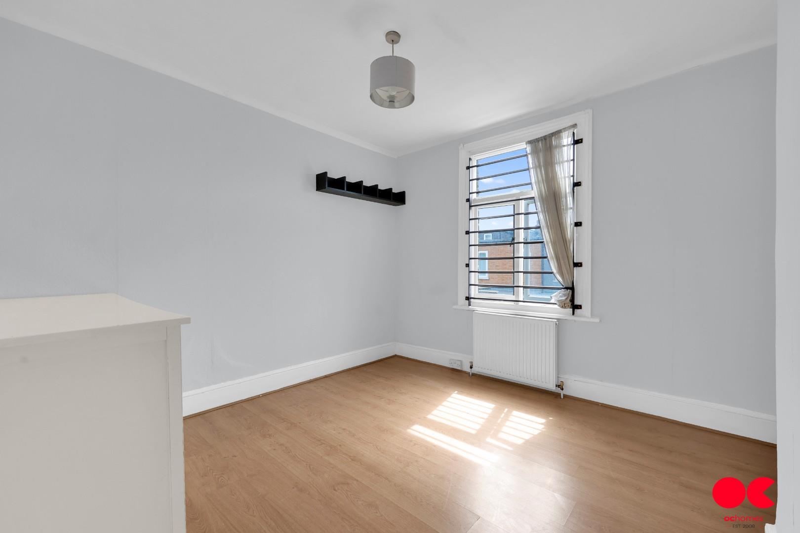 3 bed flat to rent in Lea Bridge Road, Leyton  - Property Image 5
