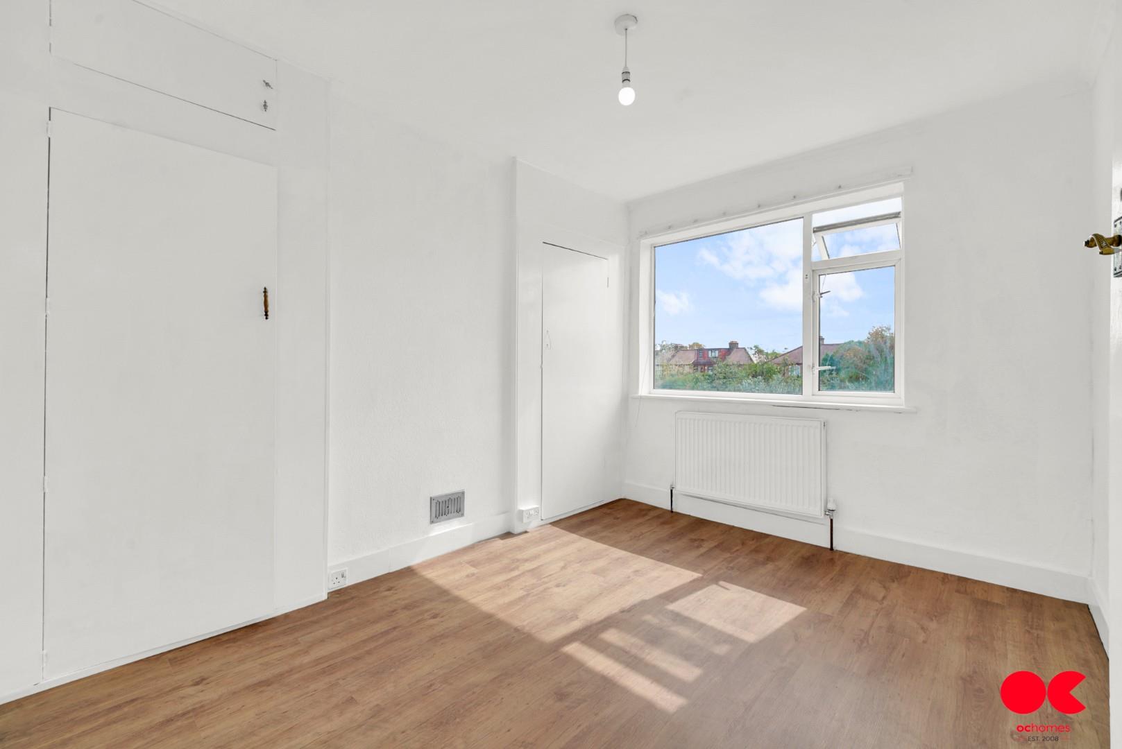 3 bed end of terrace house to rent in Fremantle Road, Barkingside  - Property Image 6