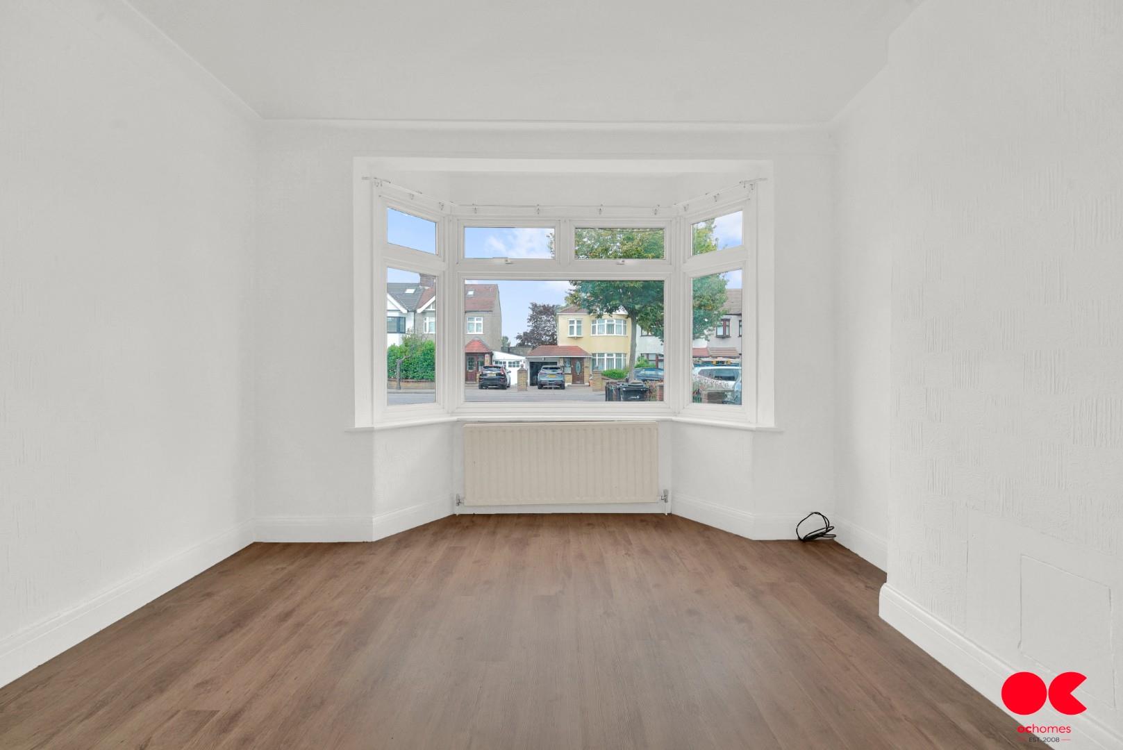 3 bed end of terrace house to rent in Fremantle Road, Barkingside  - Property Image 11