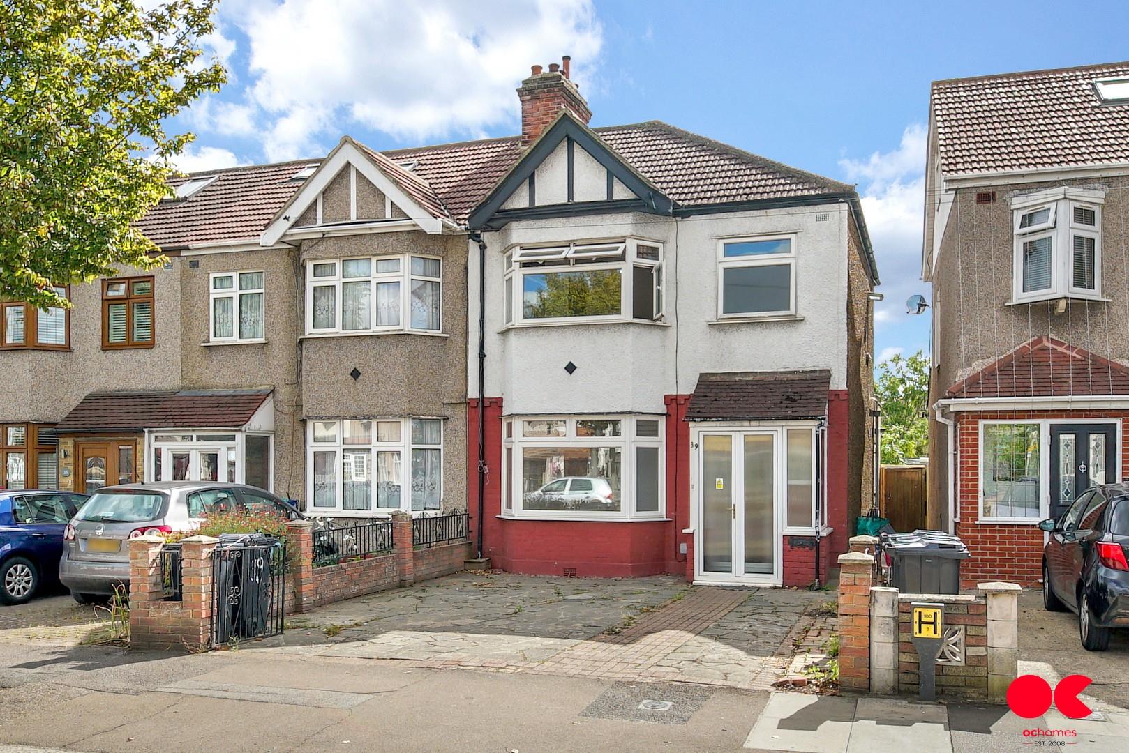 3 bed end of terrace house to rent in Fremantle Road, Barkingside  - Property Image 28
