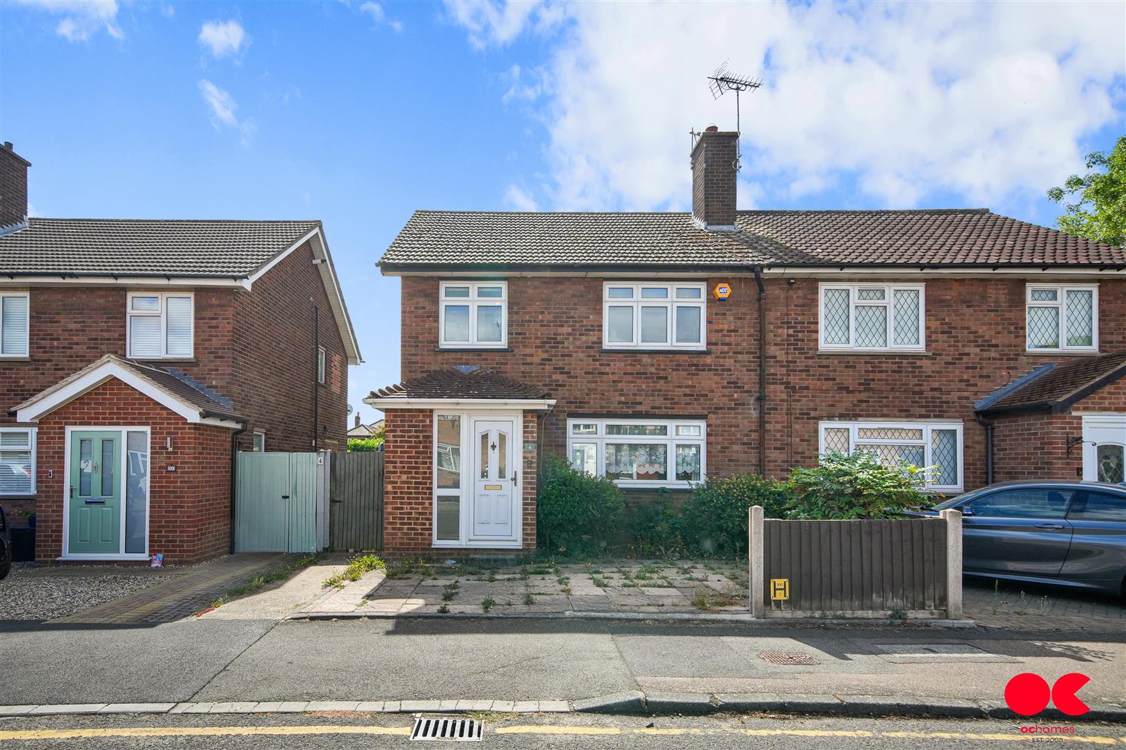 3 bed semi-detached house to rent in Durham Avenue, Gidea Park