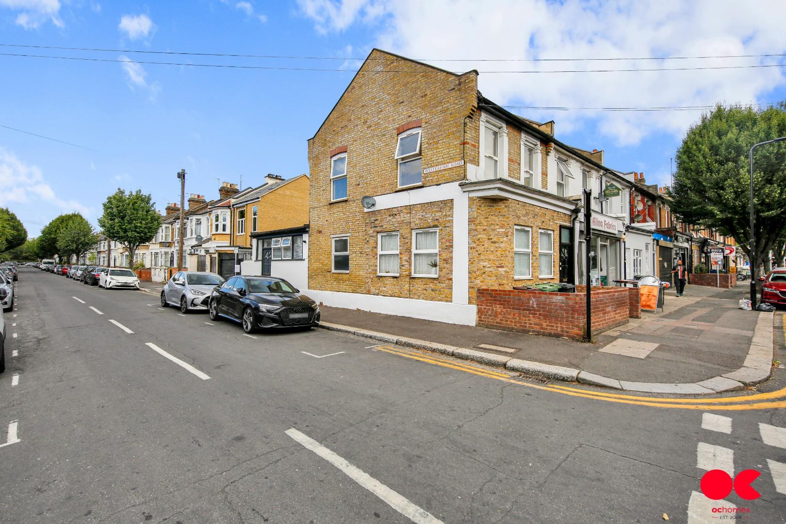 1 bed studio flat to rent in Capworth Street, Leyton  - Property Image 3