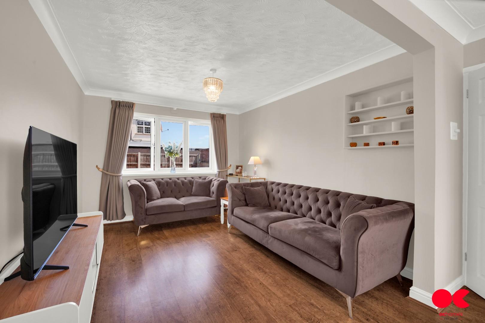 3 bed terraced house for sale in South Hall Drive, Rainham - Property Image 1