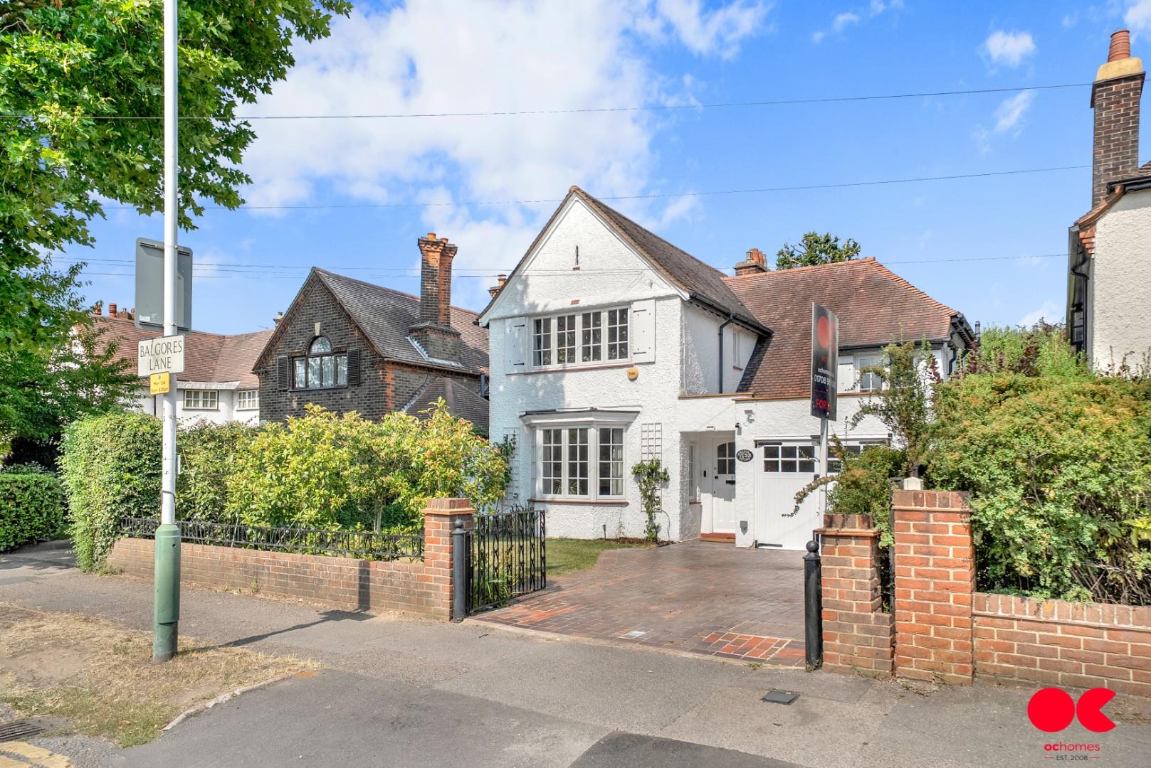 3 bed detached house for sale in Balgores Lane, Gidea Park  - Property Image 56