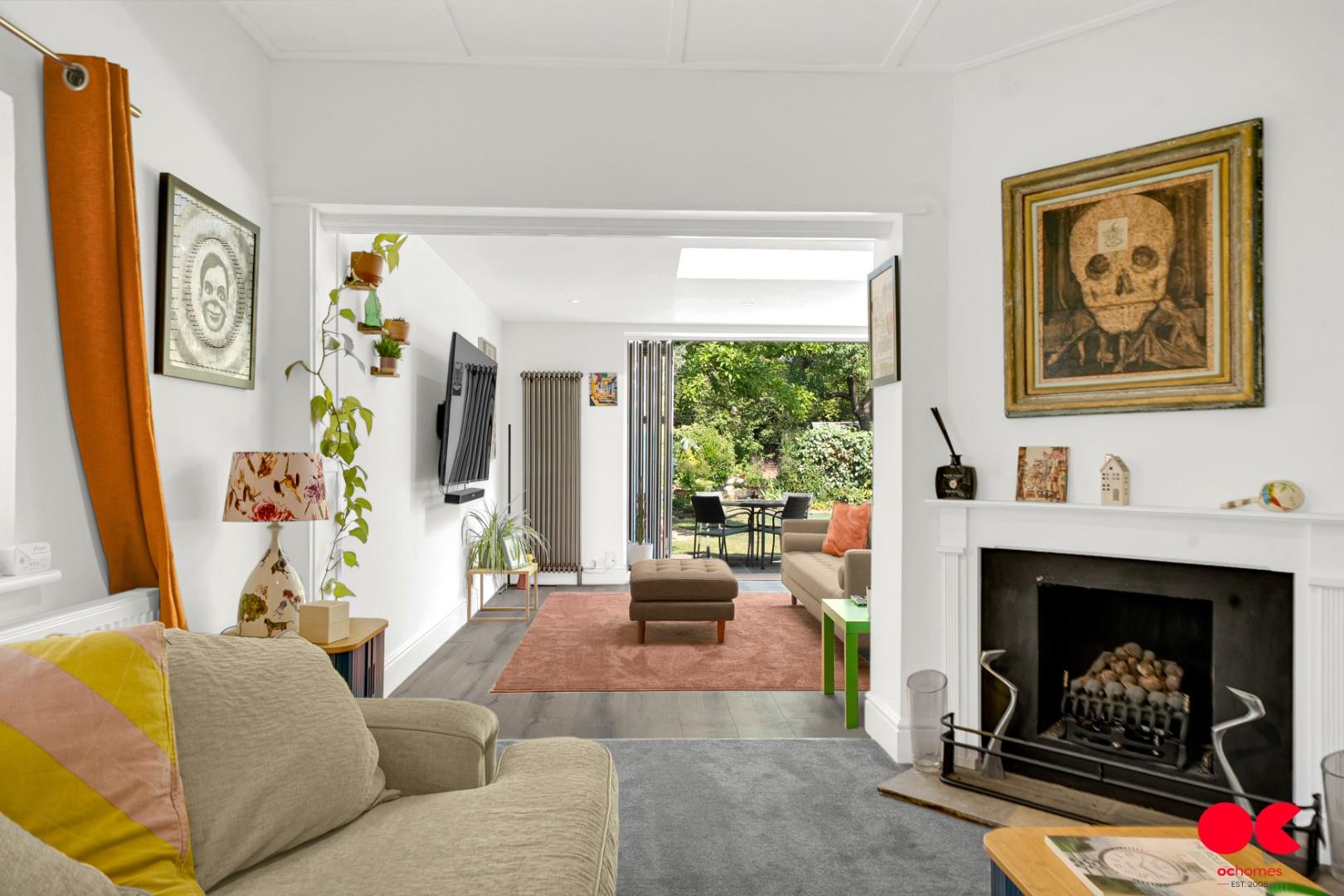 3 bed detached house for sale in Balgores Lane, Gidea Park  - Property Image 38
