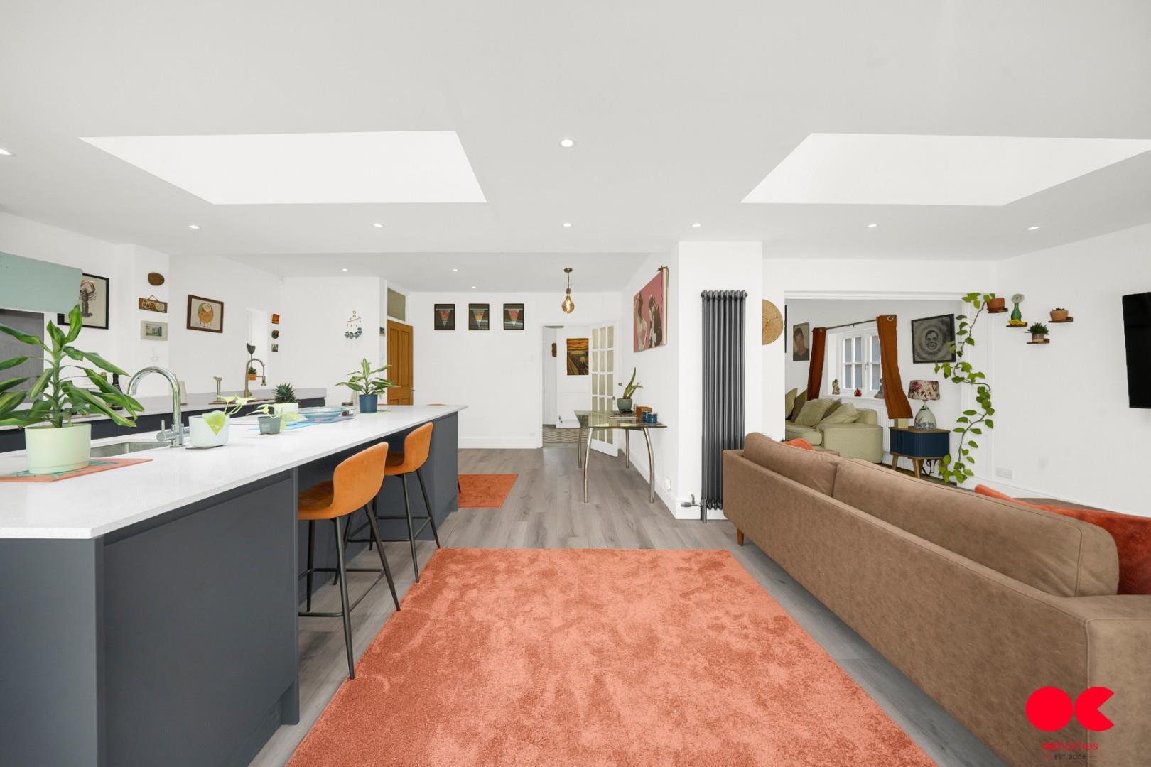 3 bed detached house for sale in Balgores Lane, Gidea Park  - Property Image 30