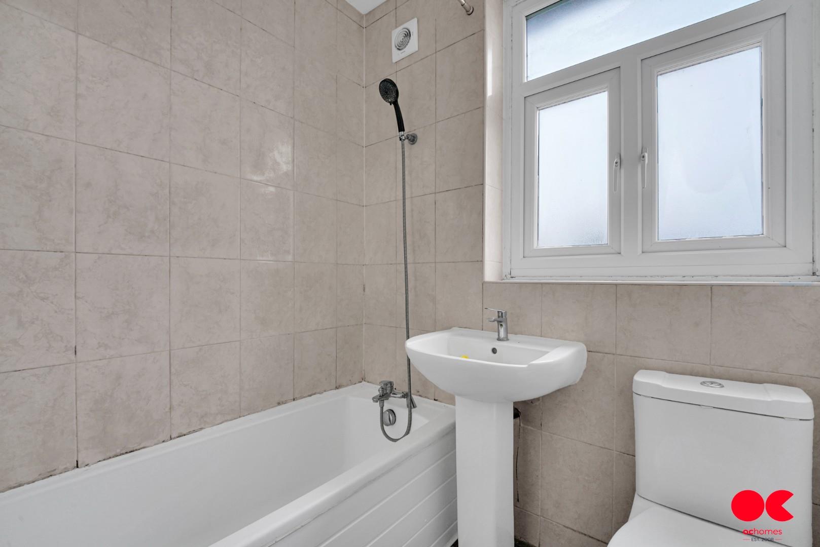 5 bed terraced house to rent in Tallack Road, Leyton  - Property Image 3