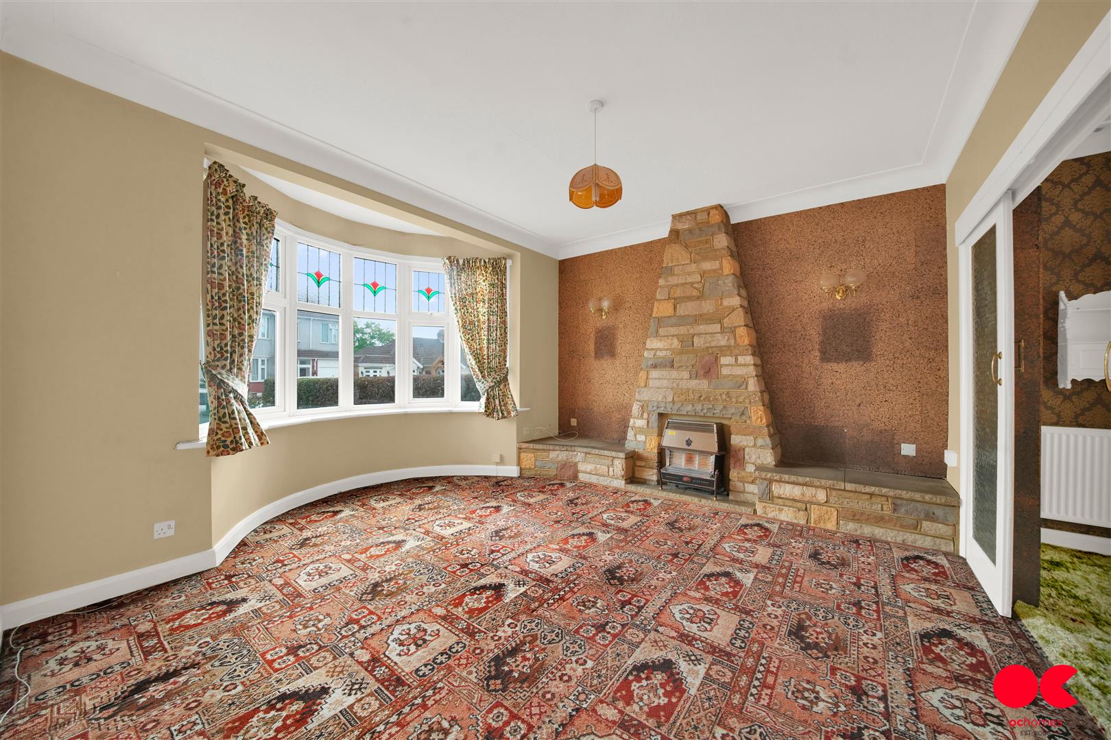 3 bed semi-detached house for sale in Fairholme Avenue, Gidea Park  - Property Image 3