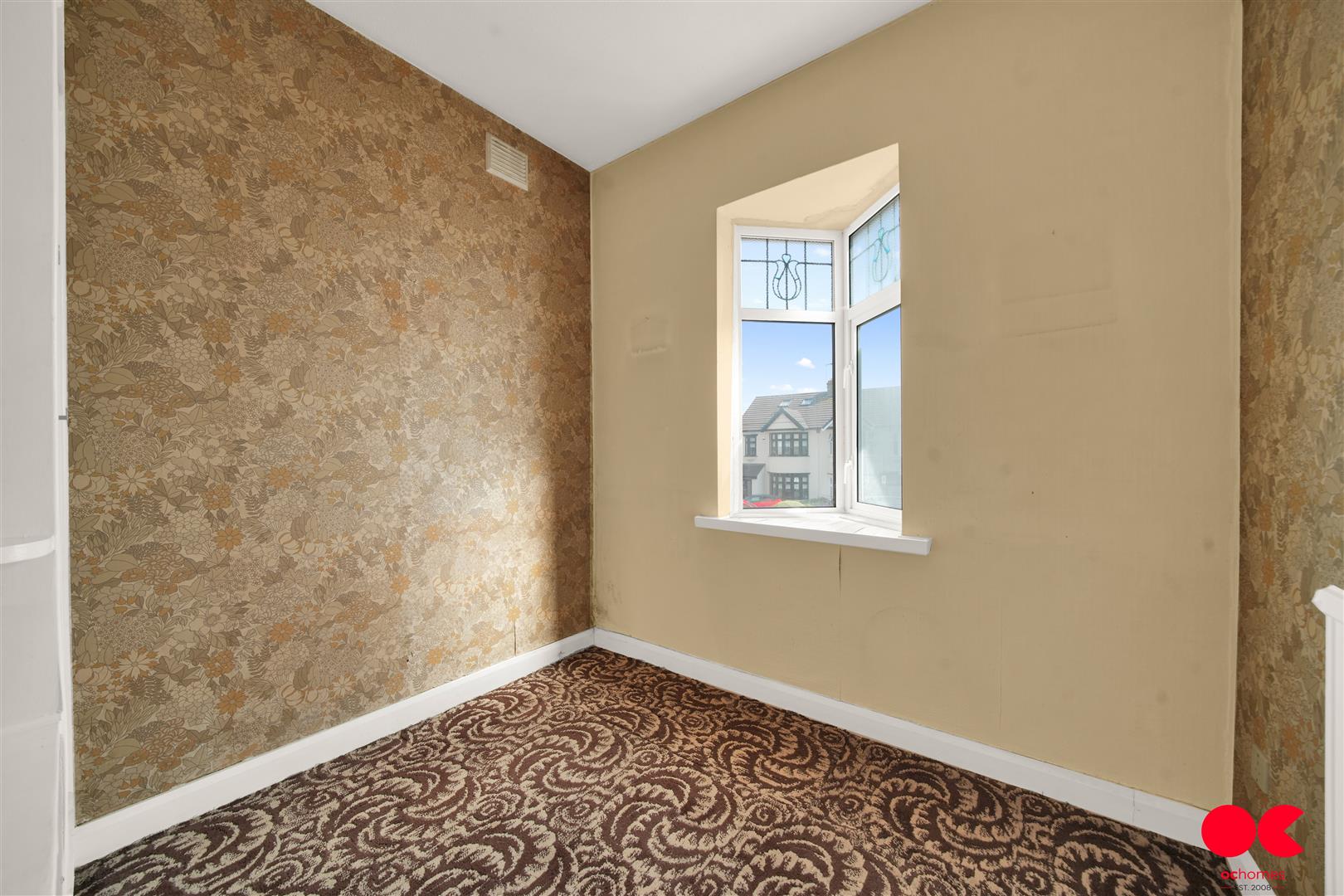 3 bed semi-detached house for sale in Fairholme Avenue, Gidea Park  - Property Image 9