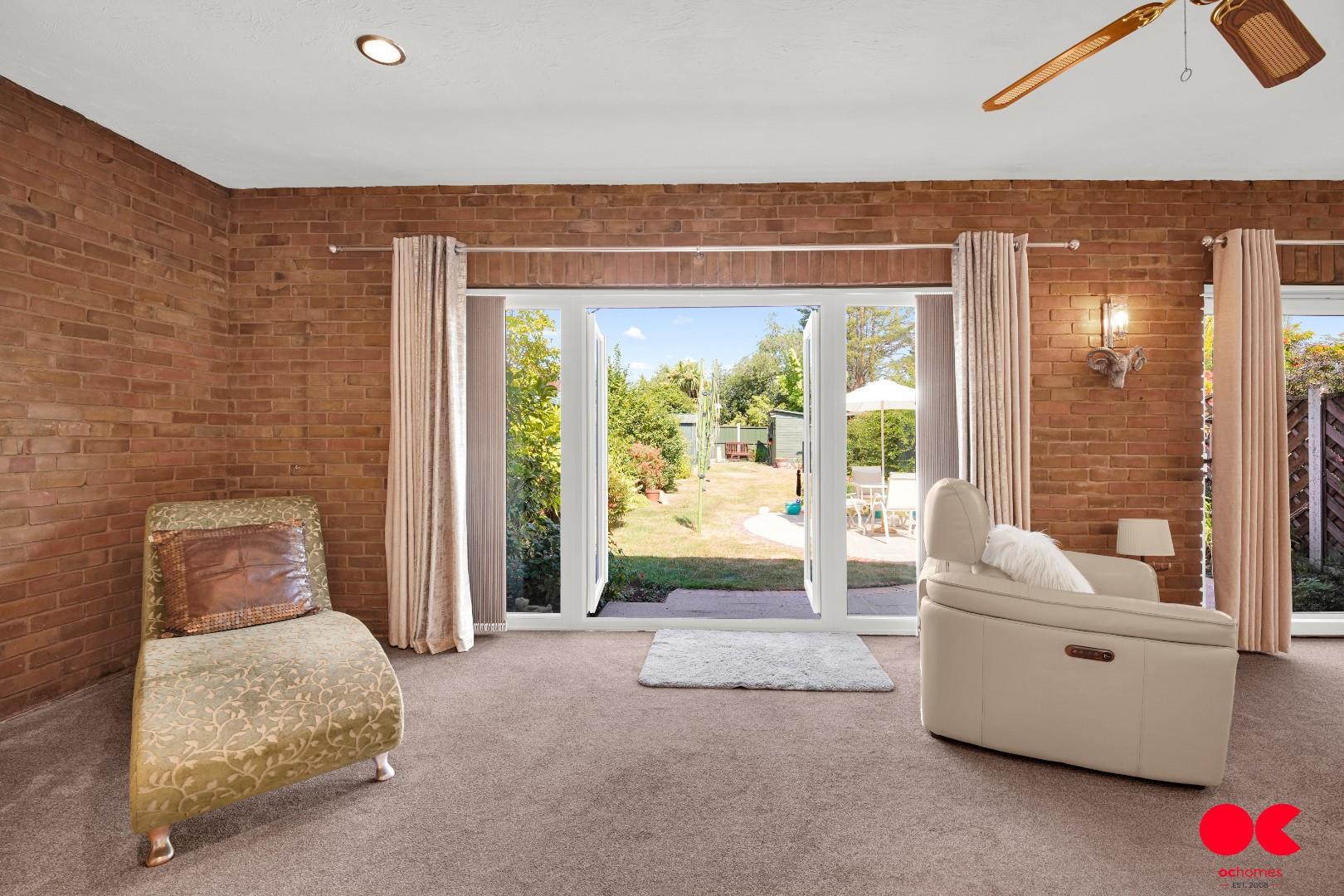 4 bed semi-detached house for sale in Netherpark Drive, Gidea Park  - Property Image 29