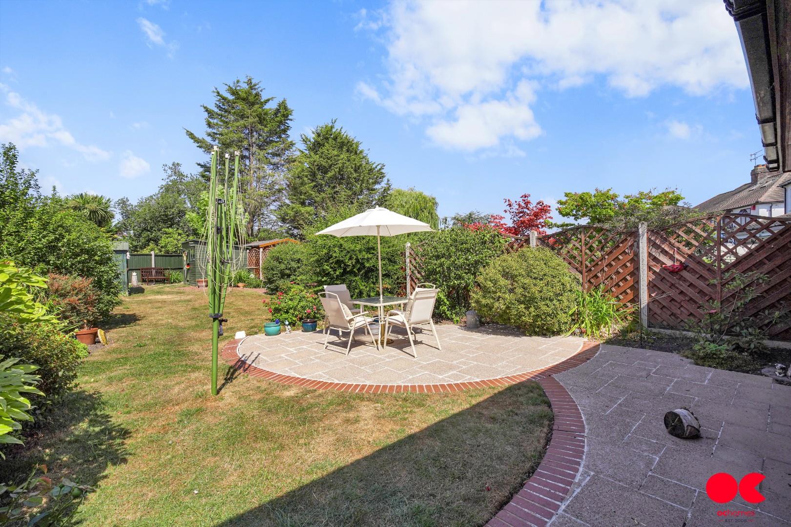4 bed semi-detached house for sale in Netherpark Drive, Gidea Park  - Property Image 36