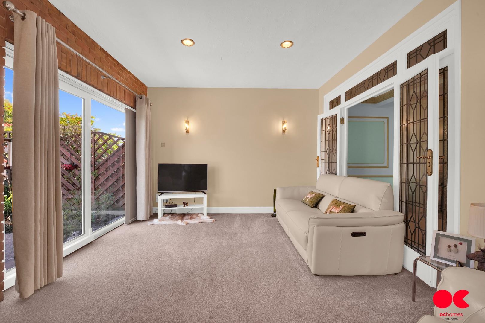 4 bed semi-detached house for sale in Netherpark Drive, Gidea Park  - Property Image 28