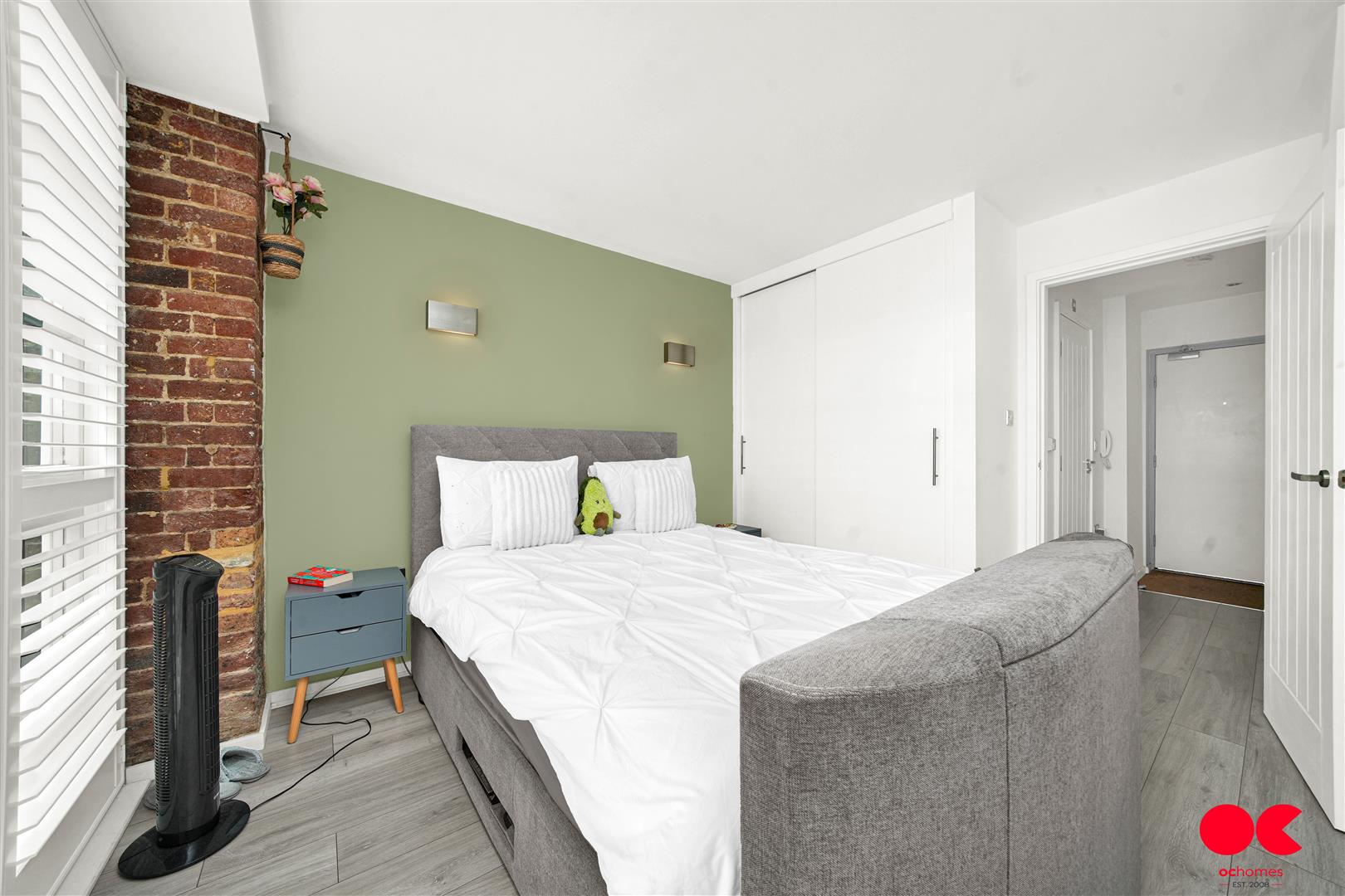 1 bed flat for sale in Kidman Close, Romford  - Property Image 4