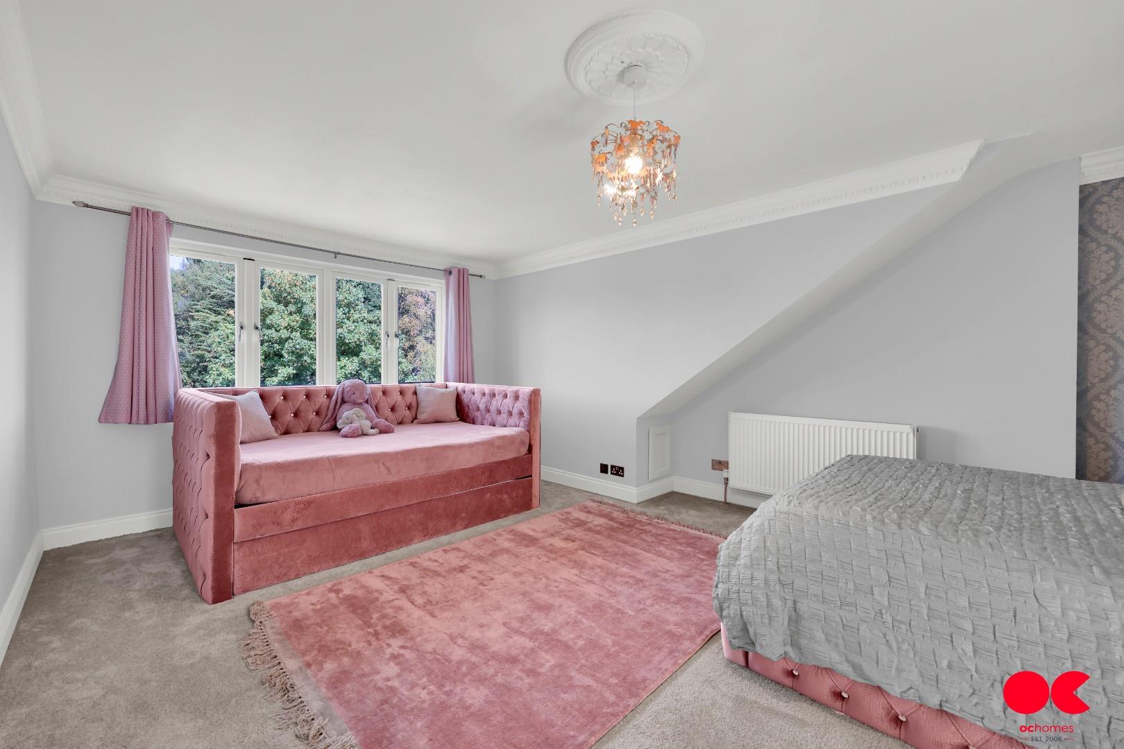 6 bed detached house for sale in Ayloffs Walk, Emerson Park  - Property Image 73