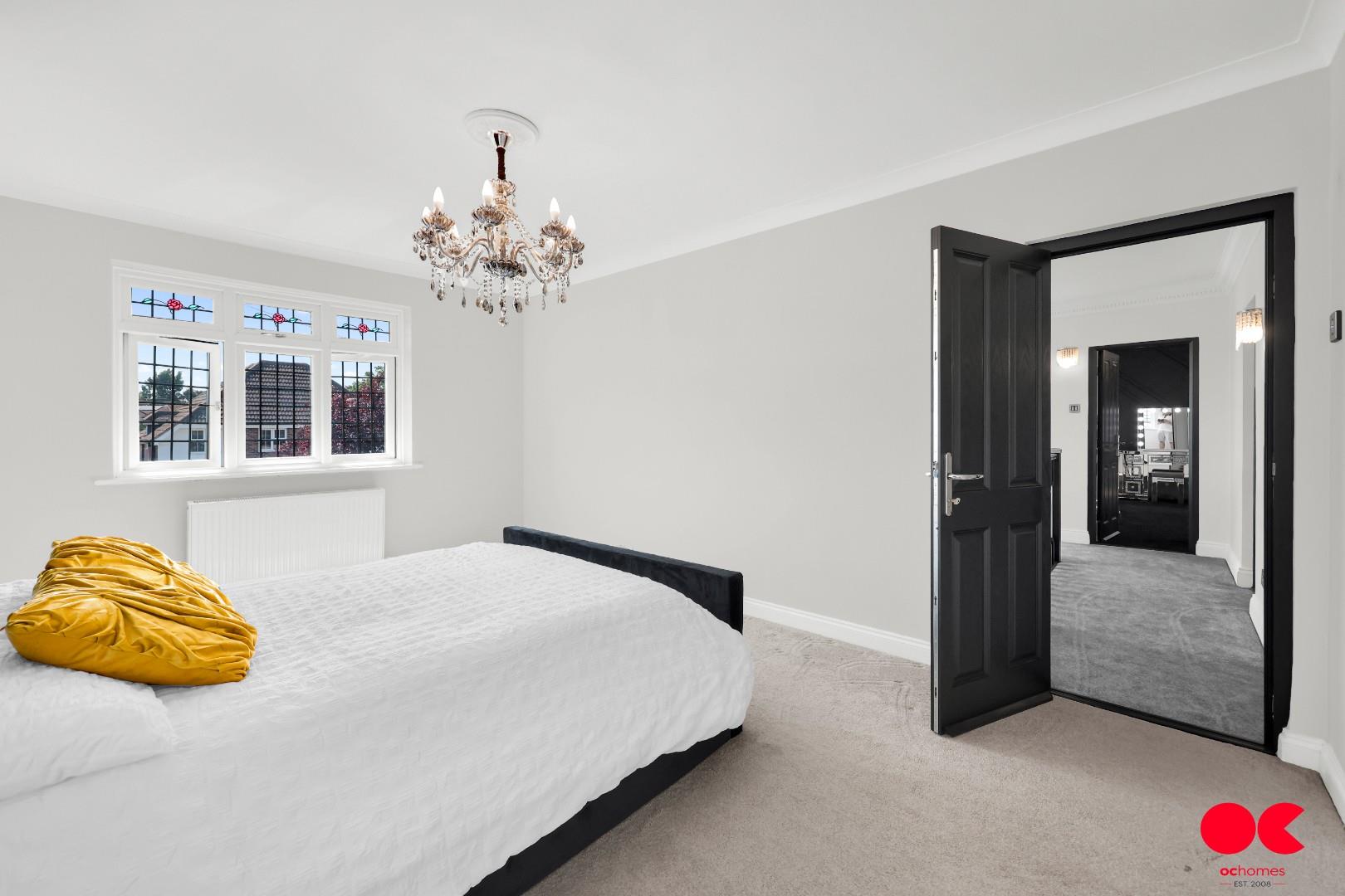 6 bed detached house for sale in Ayloffs Walk, Emerson Park  - Property Image 72