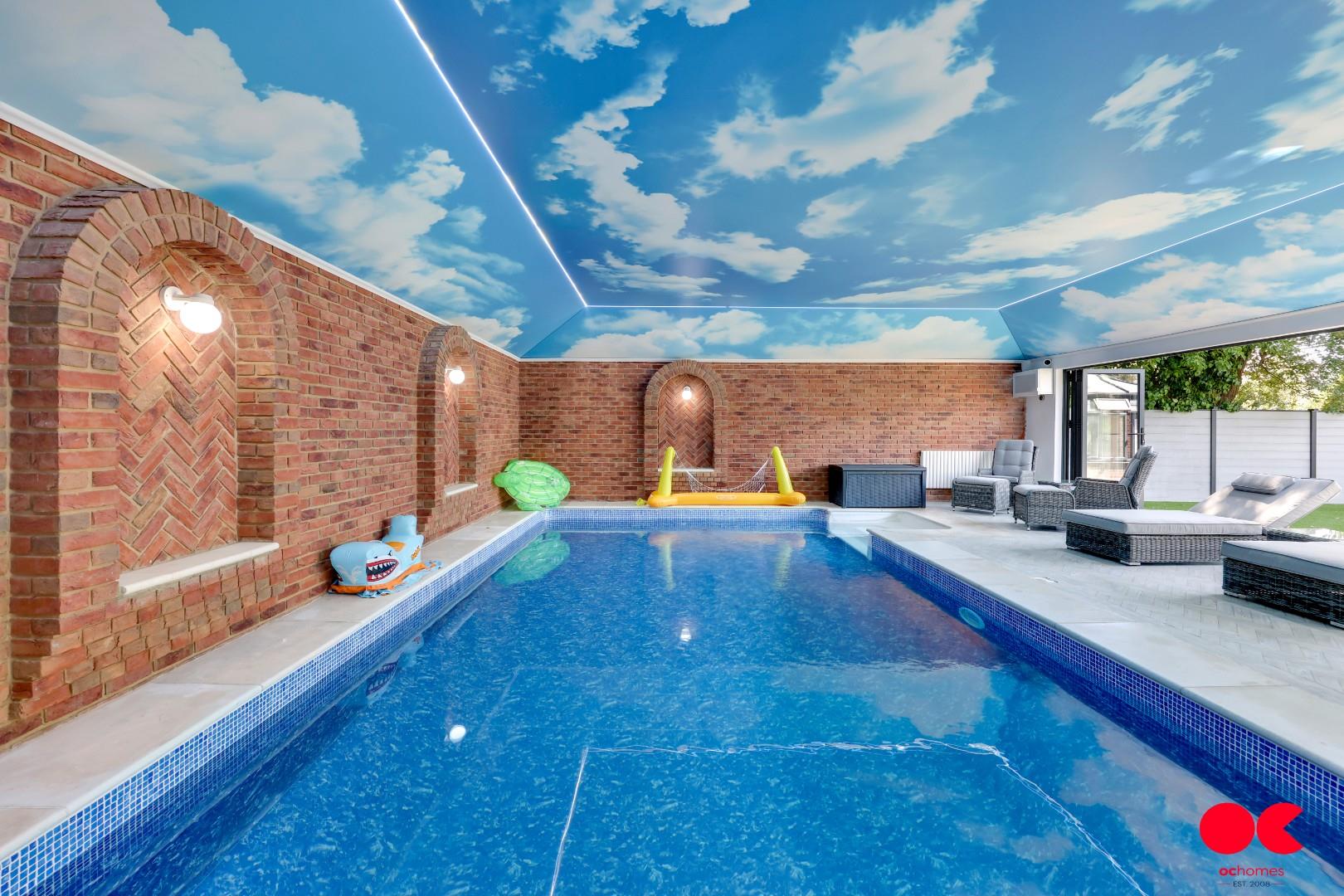 6 bed detached house for sale in Ayloffs Walk, Emerson Park  - Property Image 39