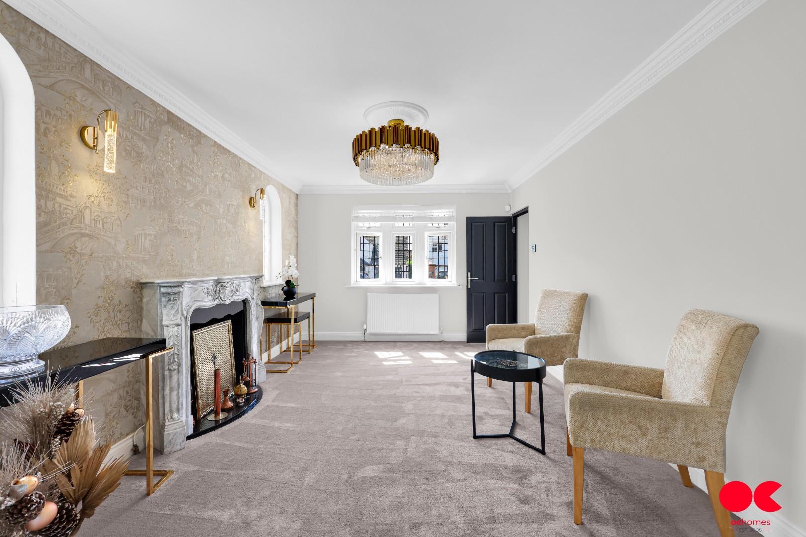 6 bed detached house for sale in Ayloffs Walk, Emerson Park  - Property Image 27