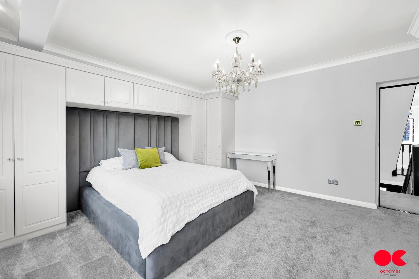 6 bed detached house for sale in Ayloffs Walk, Emerson Park  - Property Image 71