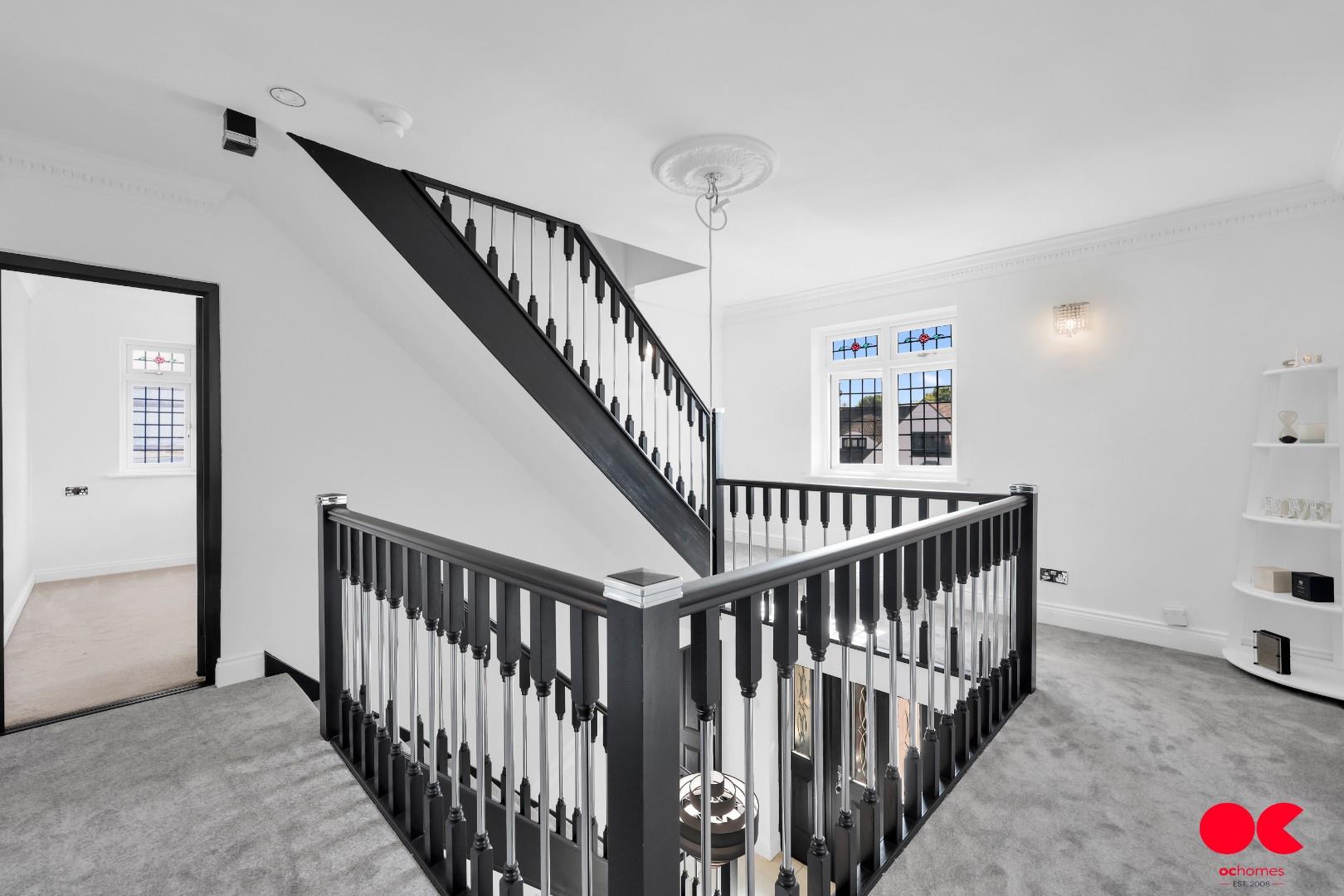 6 bed detached house for sale in Ayloffs Walk, Emerson Park  - Property Image 64
