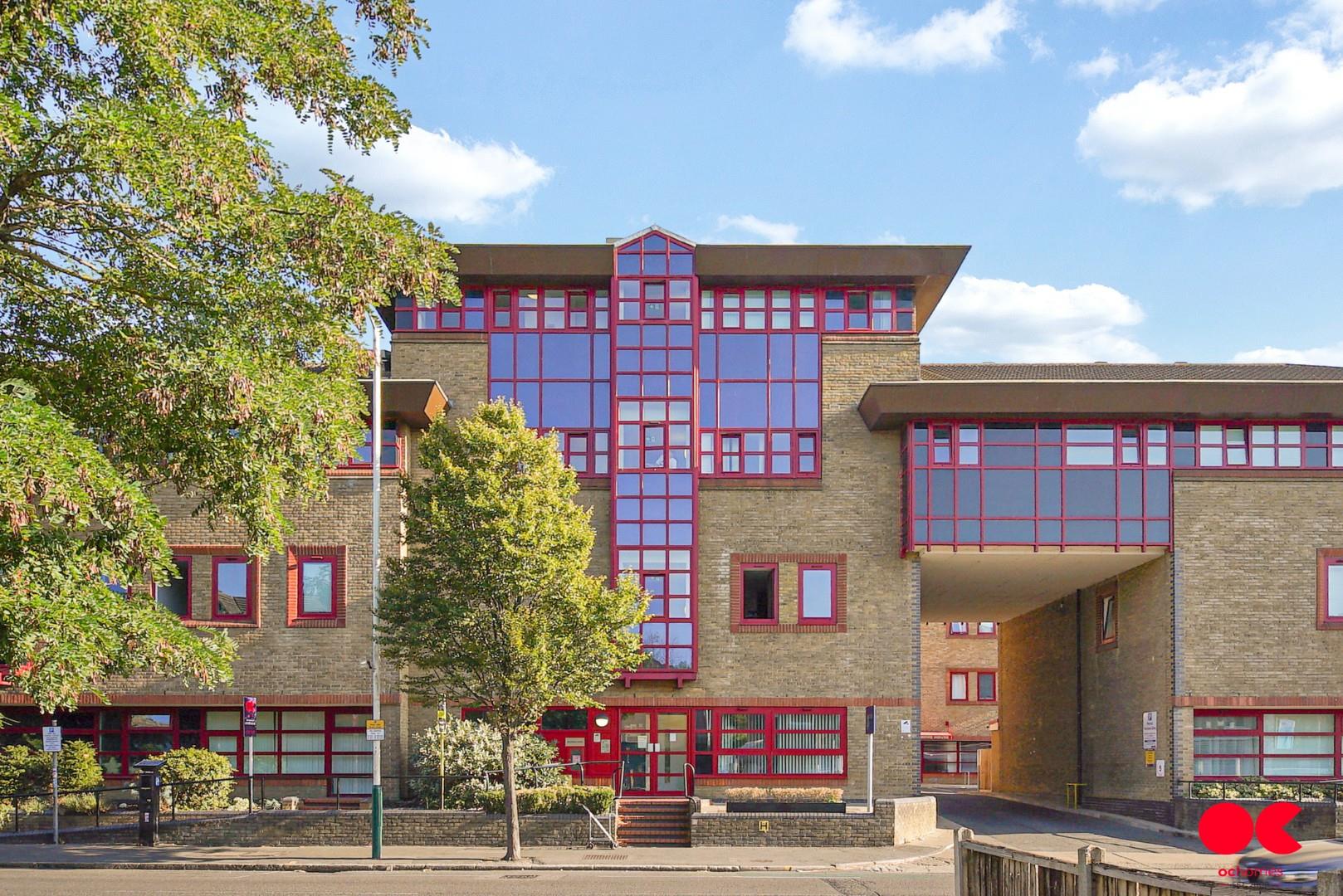 1 bed flat for sale in London Road, Romford  - Property Image 16