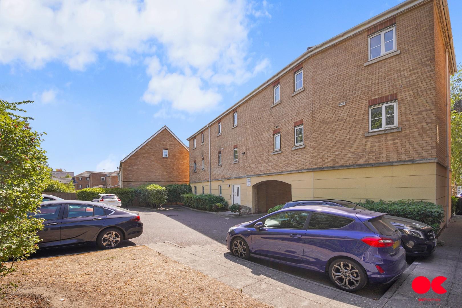 2 bed flat to rent in Windermere Avenue, Purfleet-On-Thames  - Property Image 22