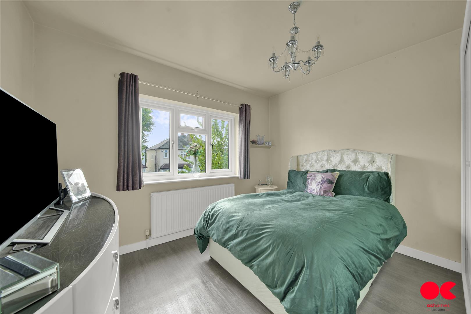 2 bed semi-detached house for sale in Salisbury Road, Gidea Park  - Property Image 4