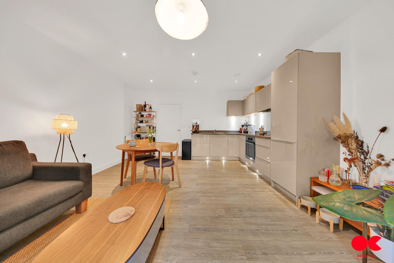 2 bed flat to rent in Hoffmans Road, Walthamstow  - Property Image 13