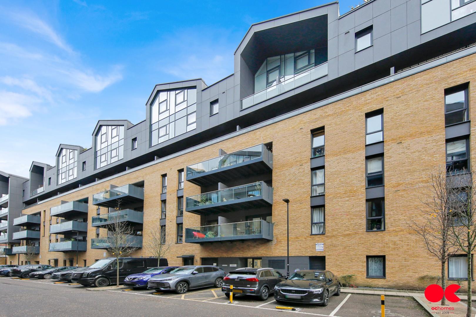 2 bed flat to rent in Hoffmans Road, Walthamstow  - Property Image 2
