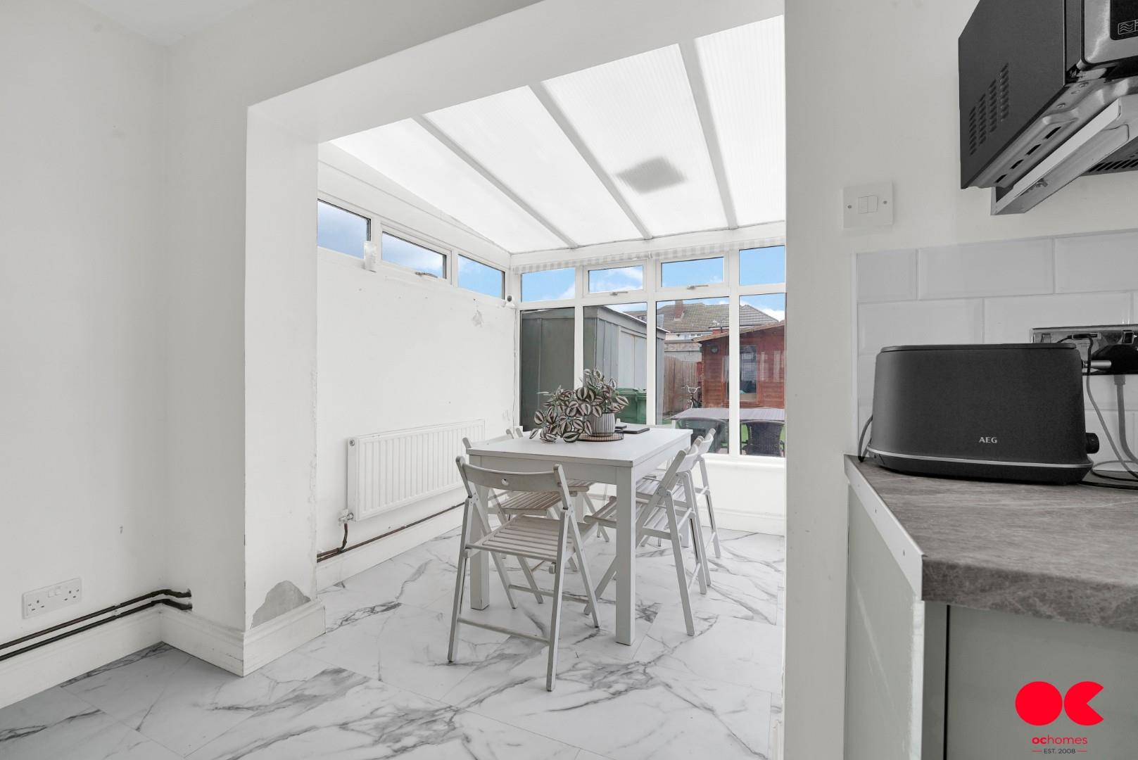 5 bed terraced house for sale in Carnforth Gardens, Elm Park  - Property Image 27