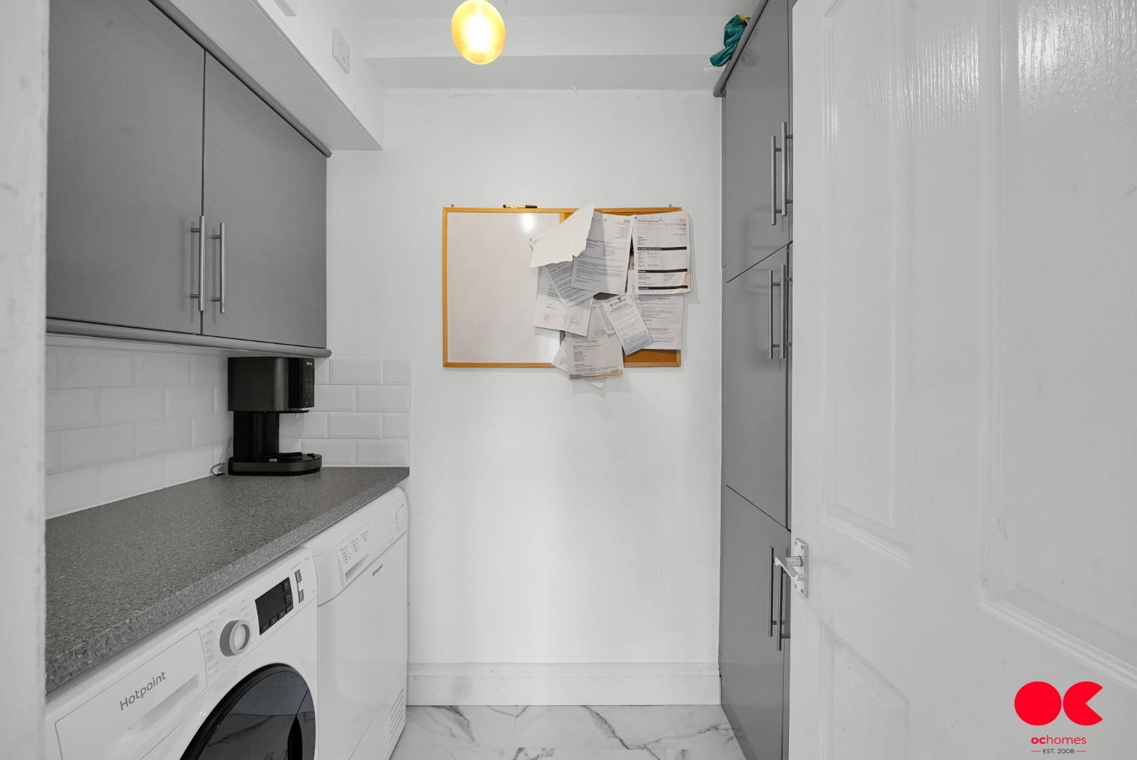 5 bed terraced house for sale in Carnforth Gardens, Elm Park  - Property Image 20