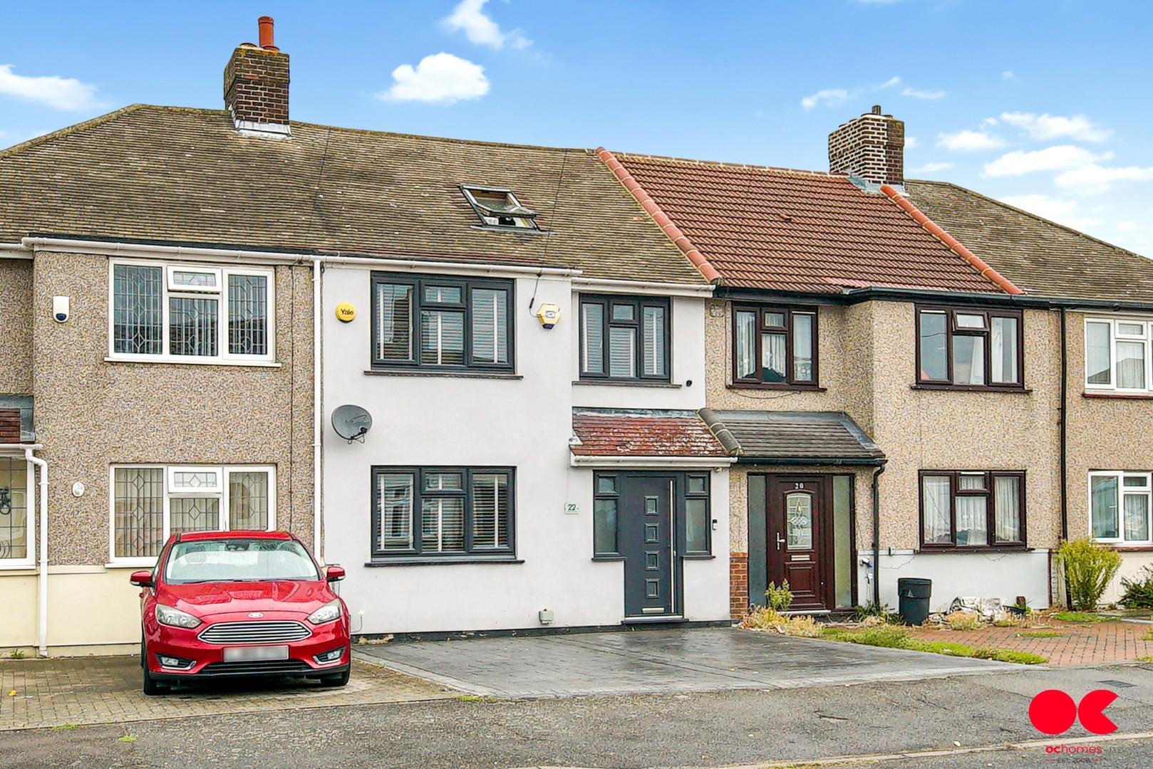5 bed terraced house for sale in Carnforth Gardens, Elm Park  - Property Image 45