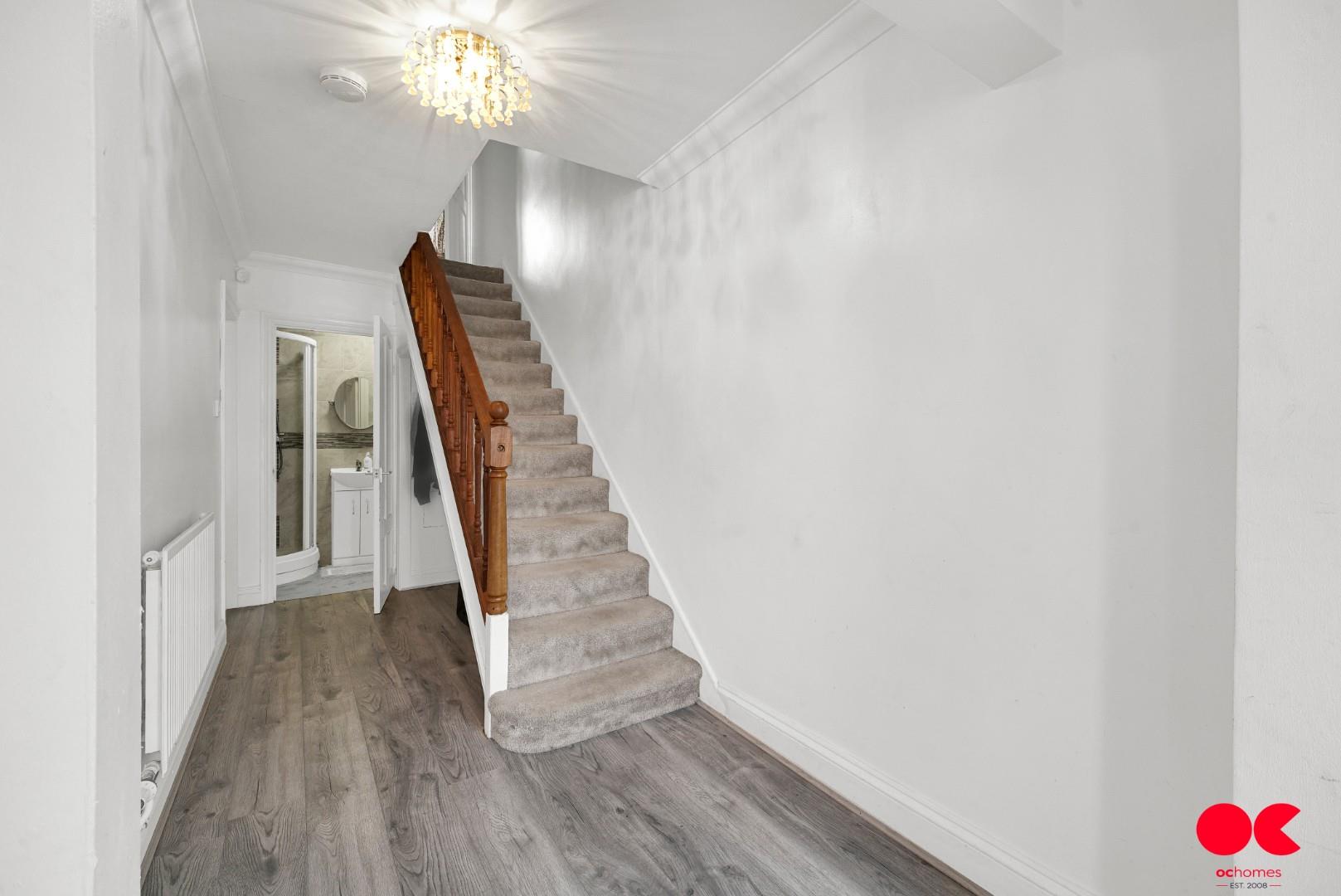 5 bed terraced house for sale in Carnforth Gardens, Elm Park  - Property Image 12