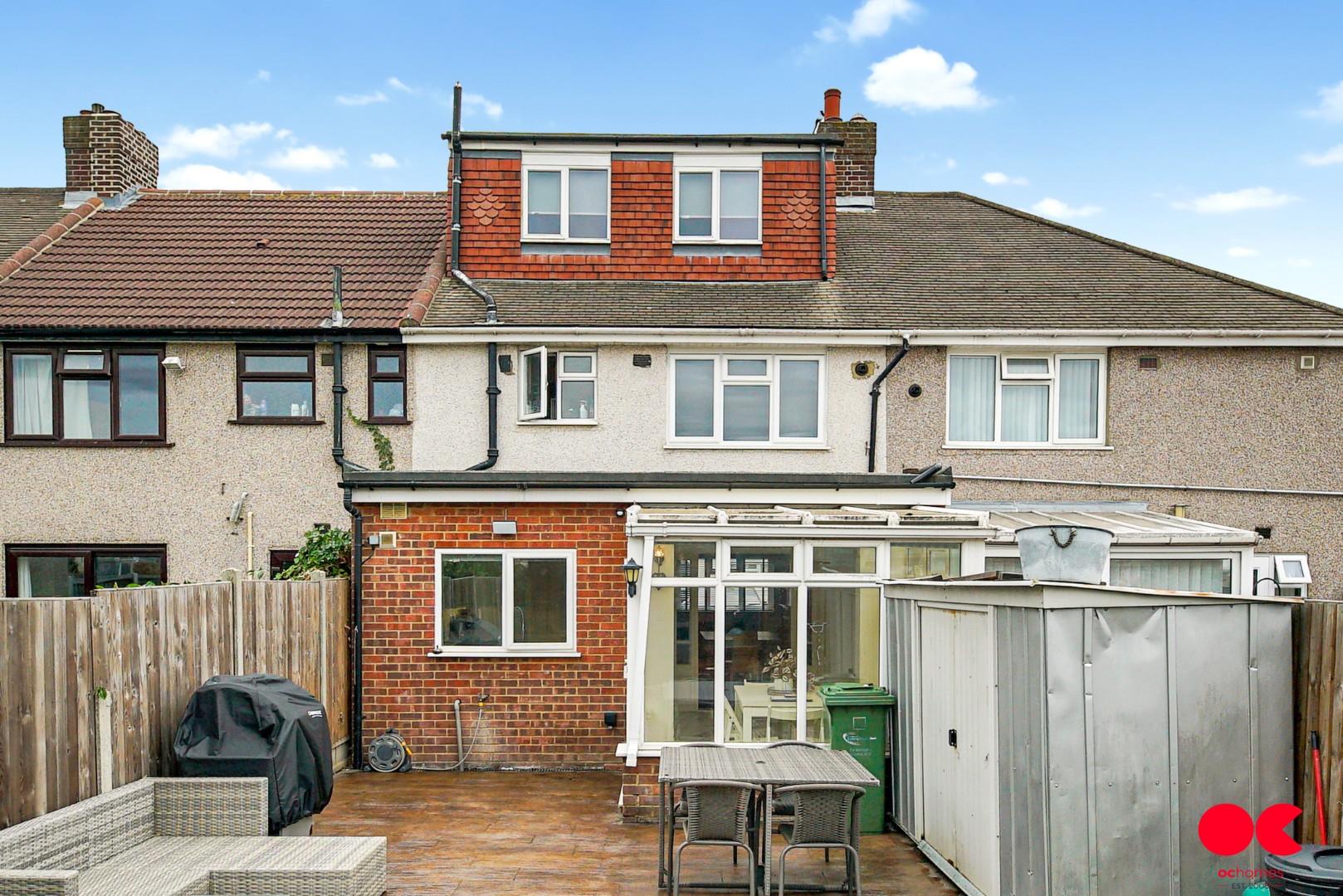 5 bed terraced house for sale in Carnforth Gardens, Elm Park  - Property Image 44