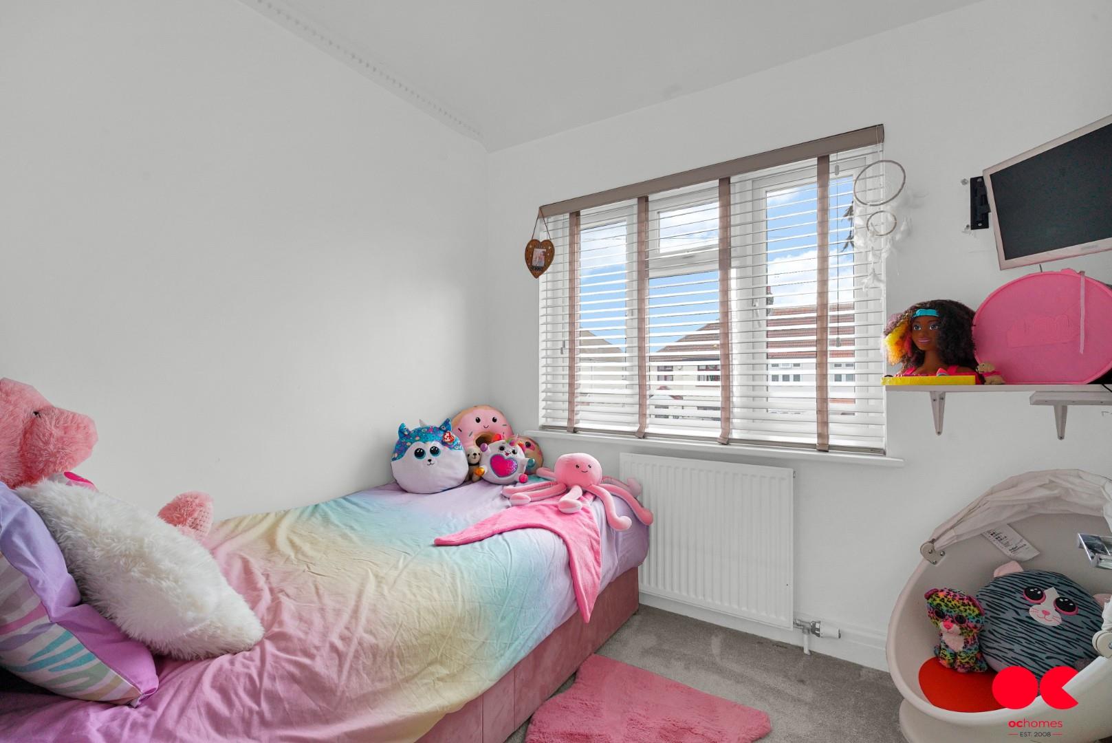 5 bed terraced house for sale in Carnforth Gardens, Elm Park  - Property Image 31